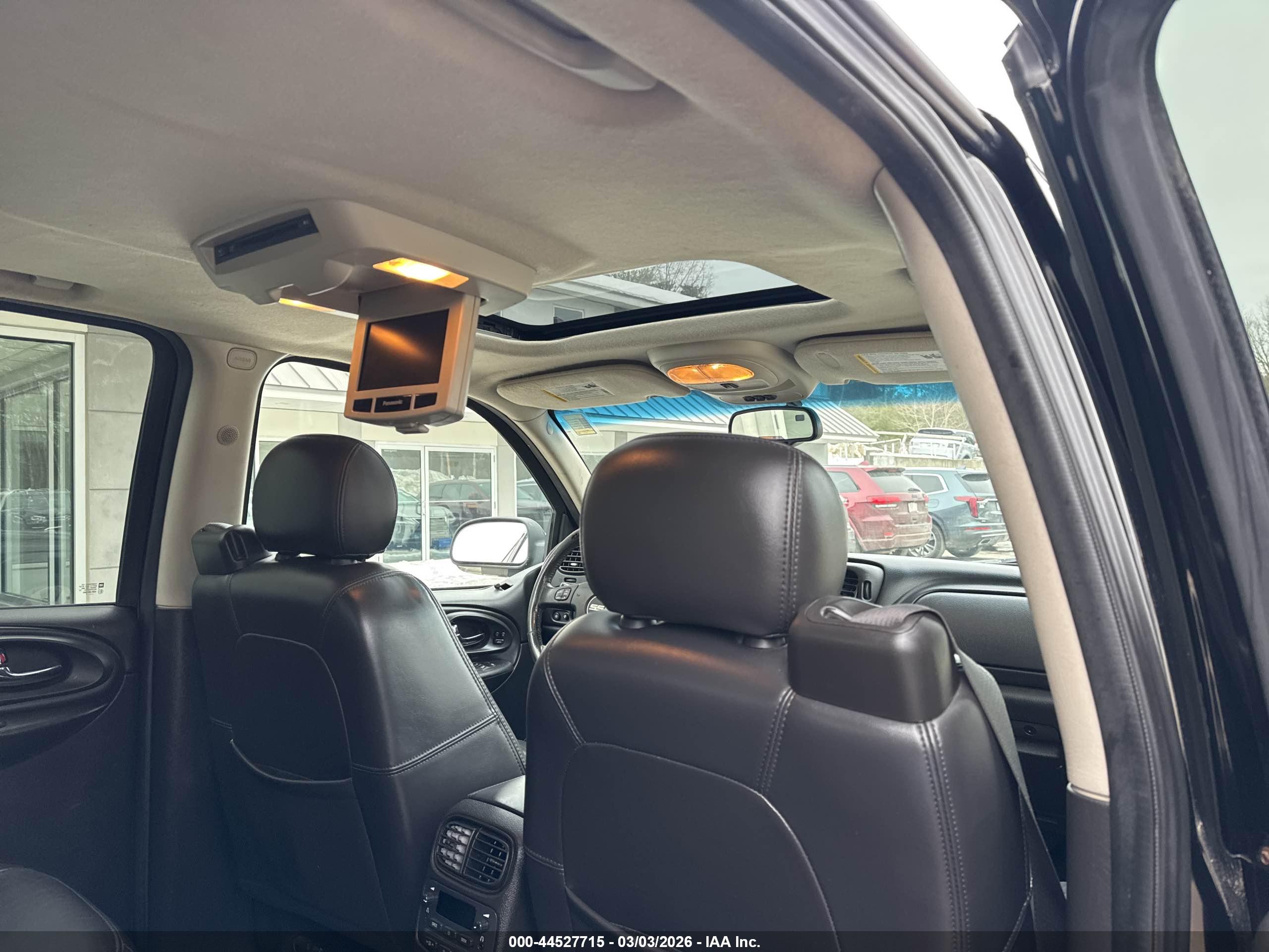 CHEVROLET TRAILBLAZER image 6