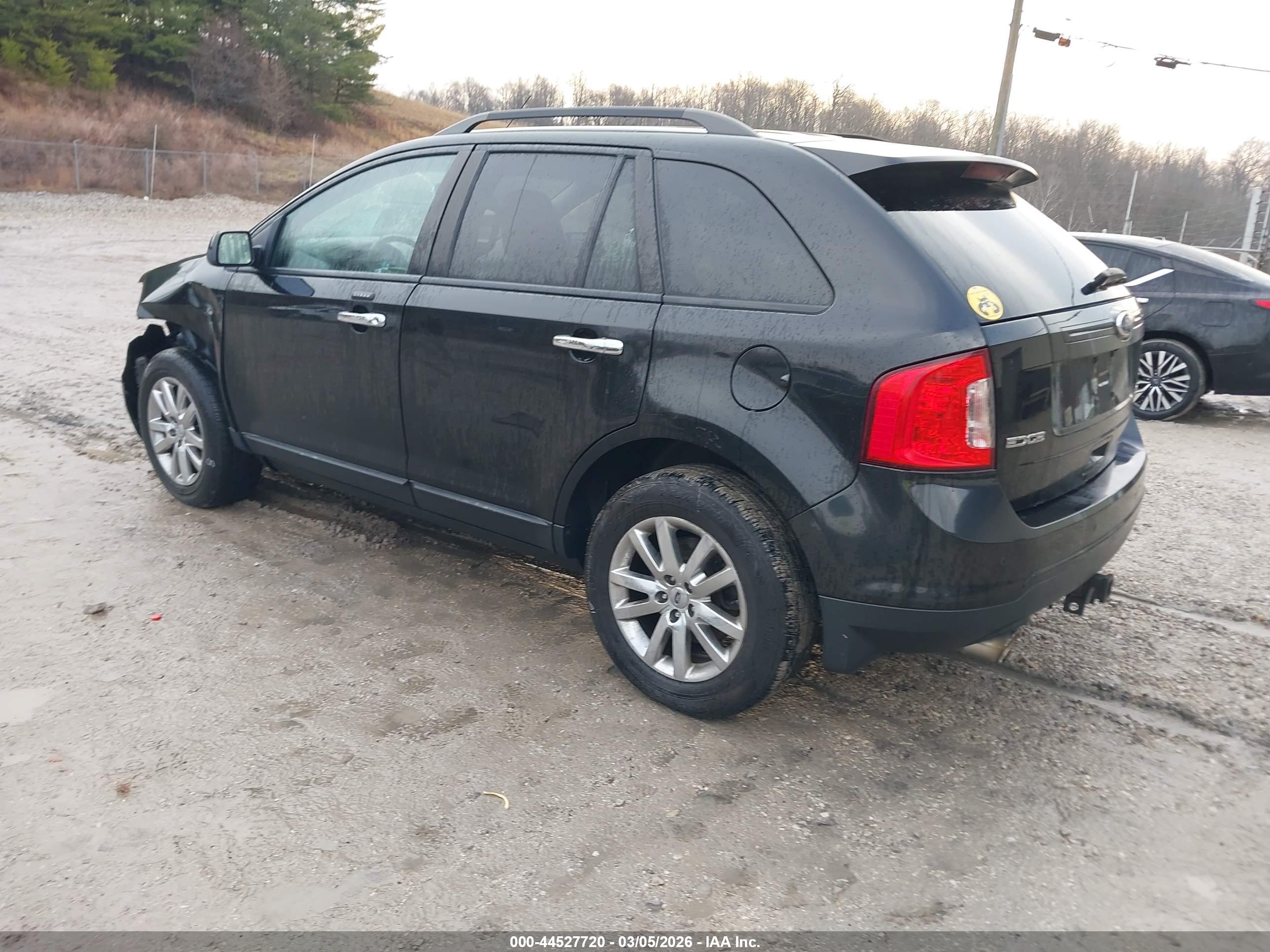 FORD EDGE image 3