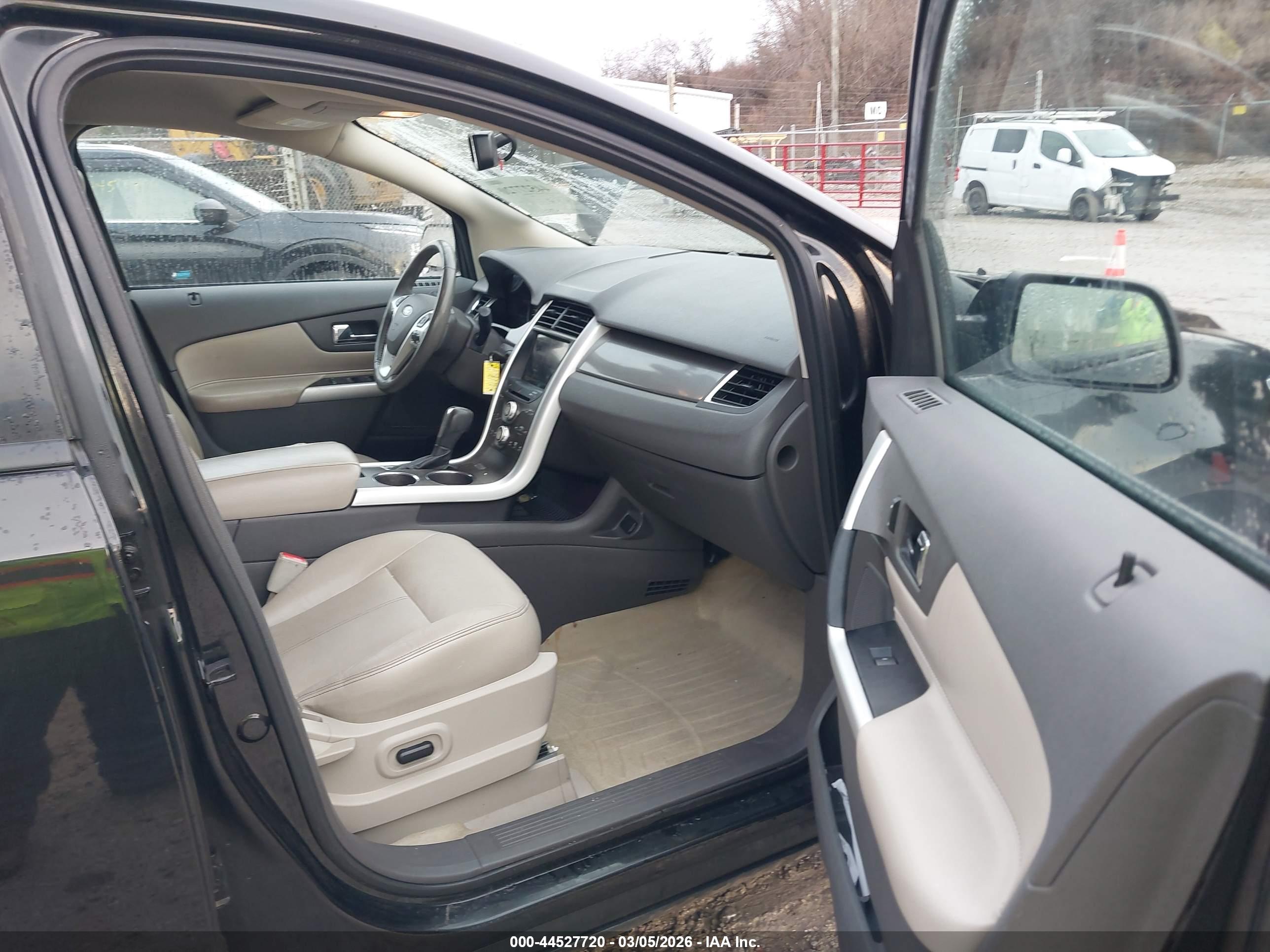 FORD EDGE image 5