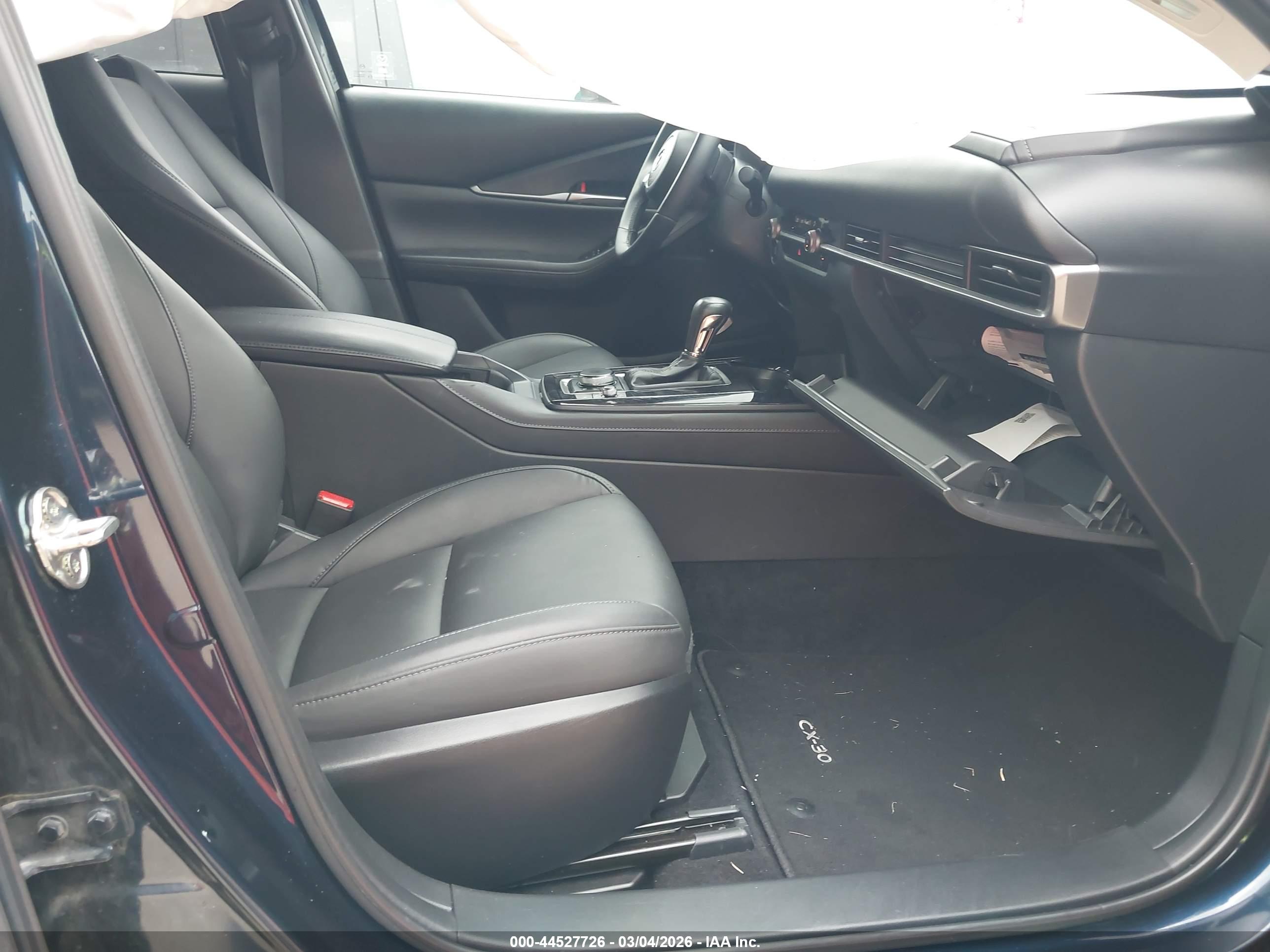MAZDA CX-30 image 5