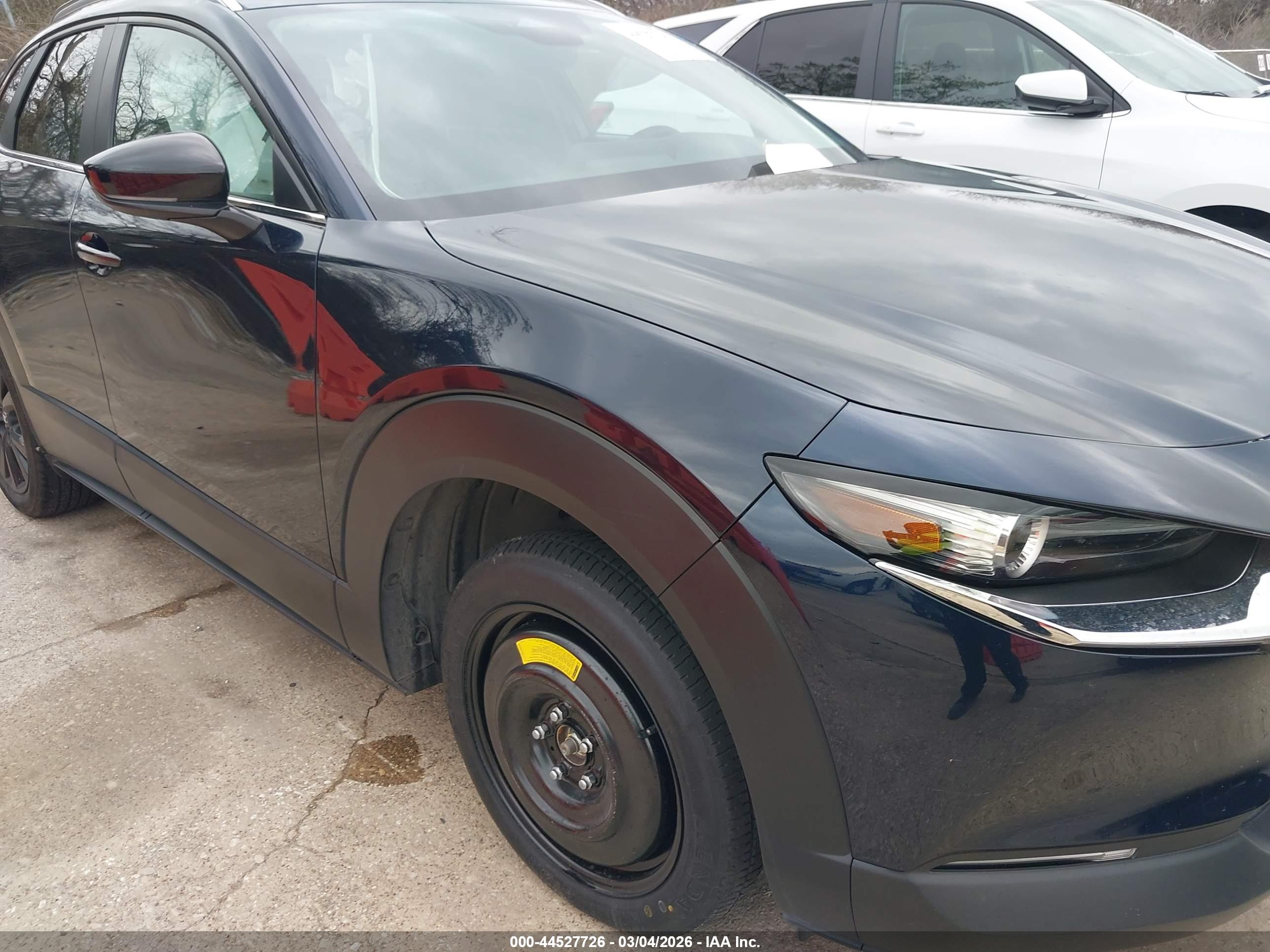 MAZDA CX-30 image 6