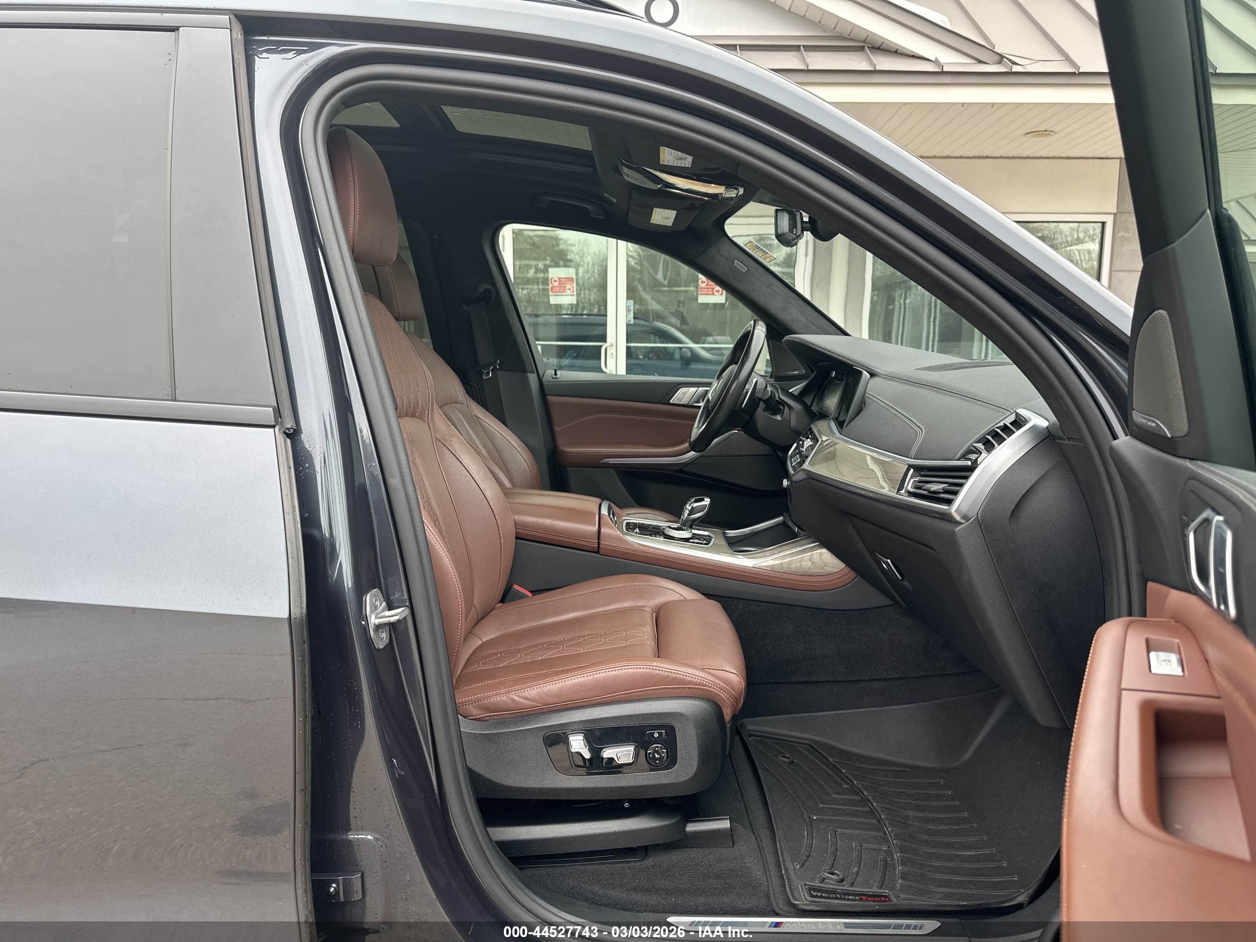 BMW X7 image 5