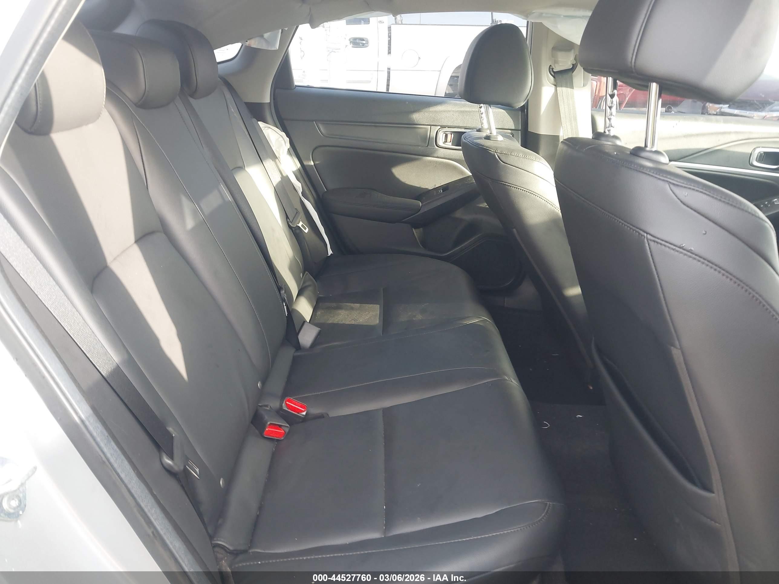 ACURA INTEGRA image 8