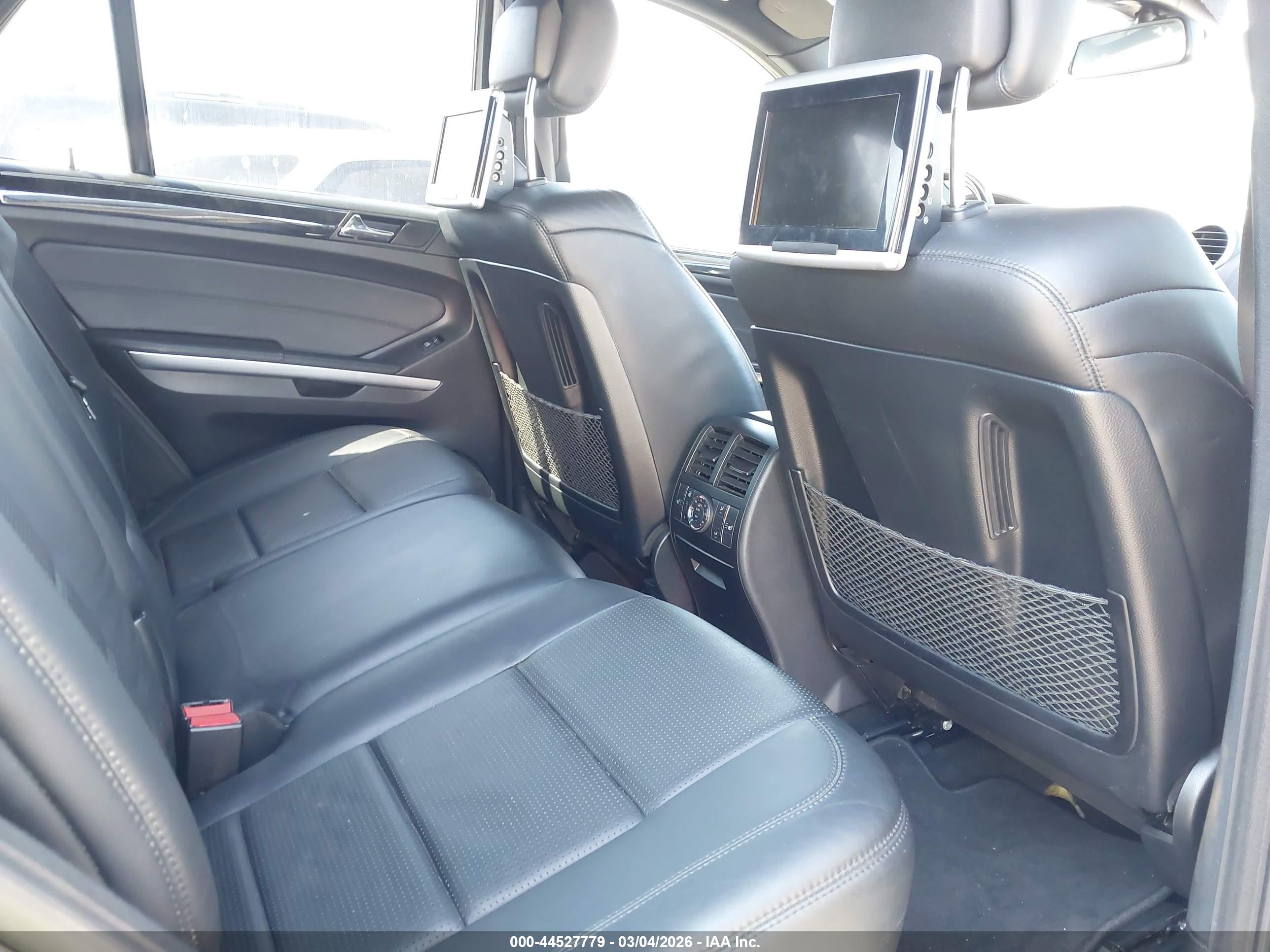 MERCEDES-BENZ ML image 8