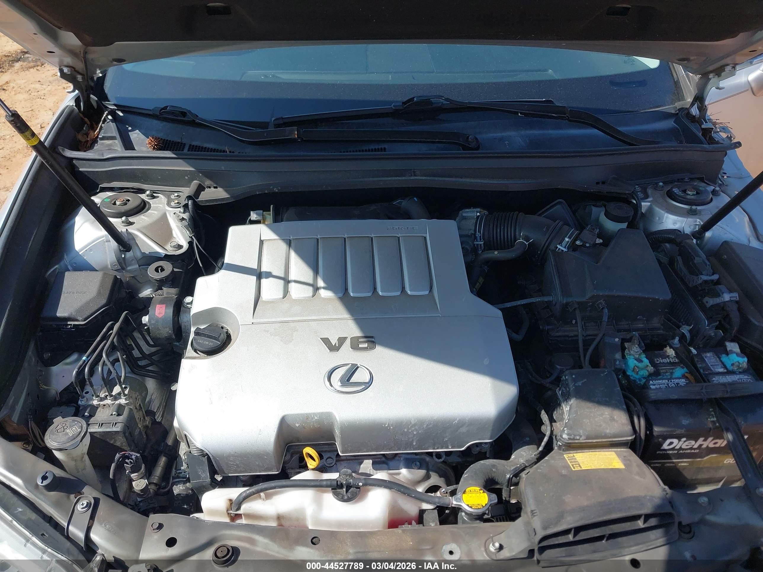 LEXUS ES image 10