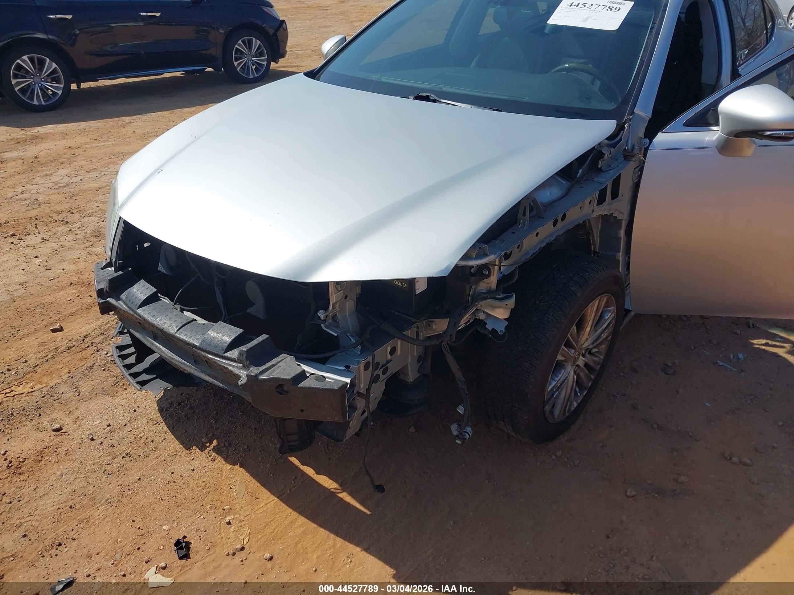 LEXUS ES image 6