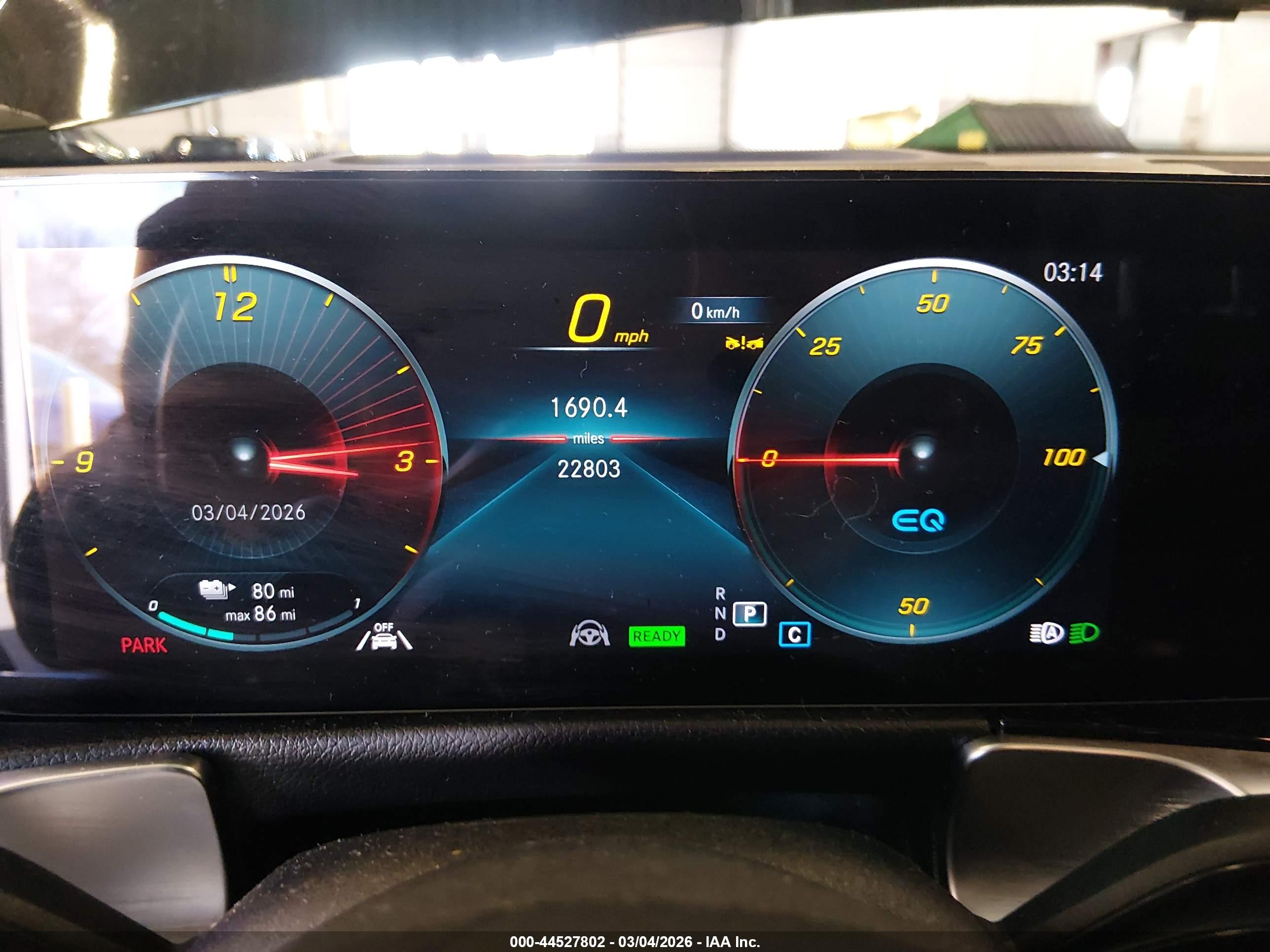 MERCEDES-BENZ EQB image 7