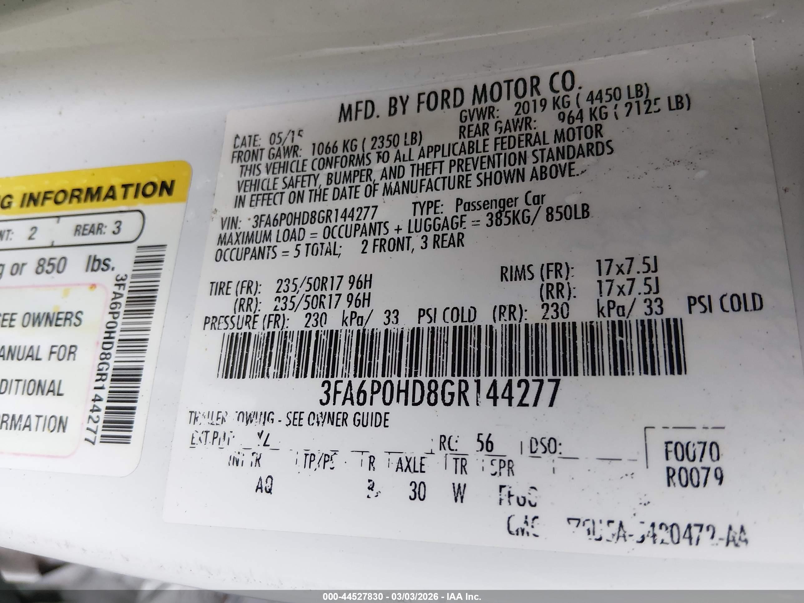 FORD FUSION image 9