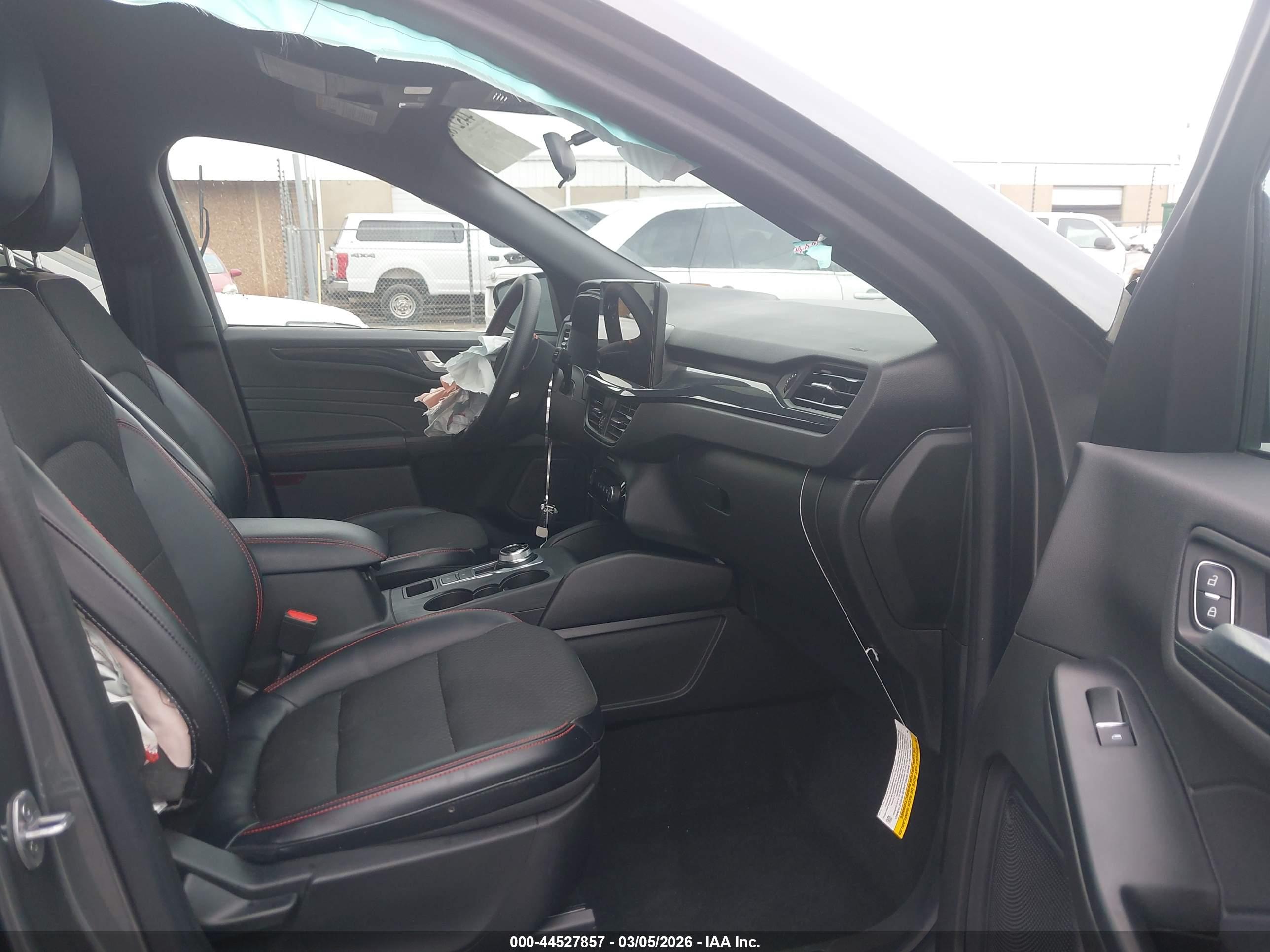 FORD ESCAPE image 5