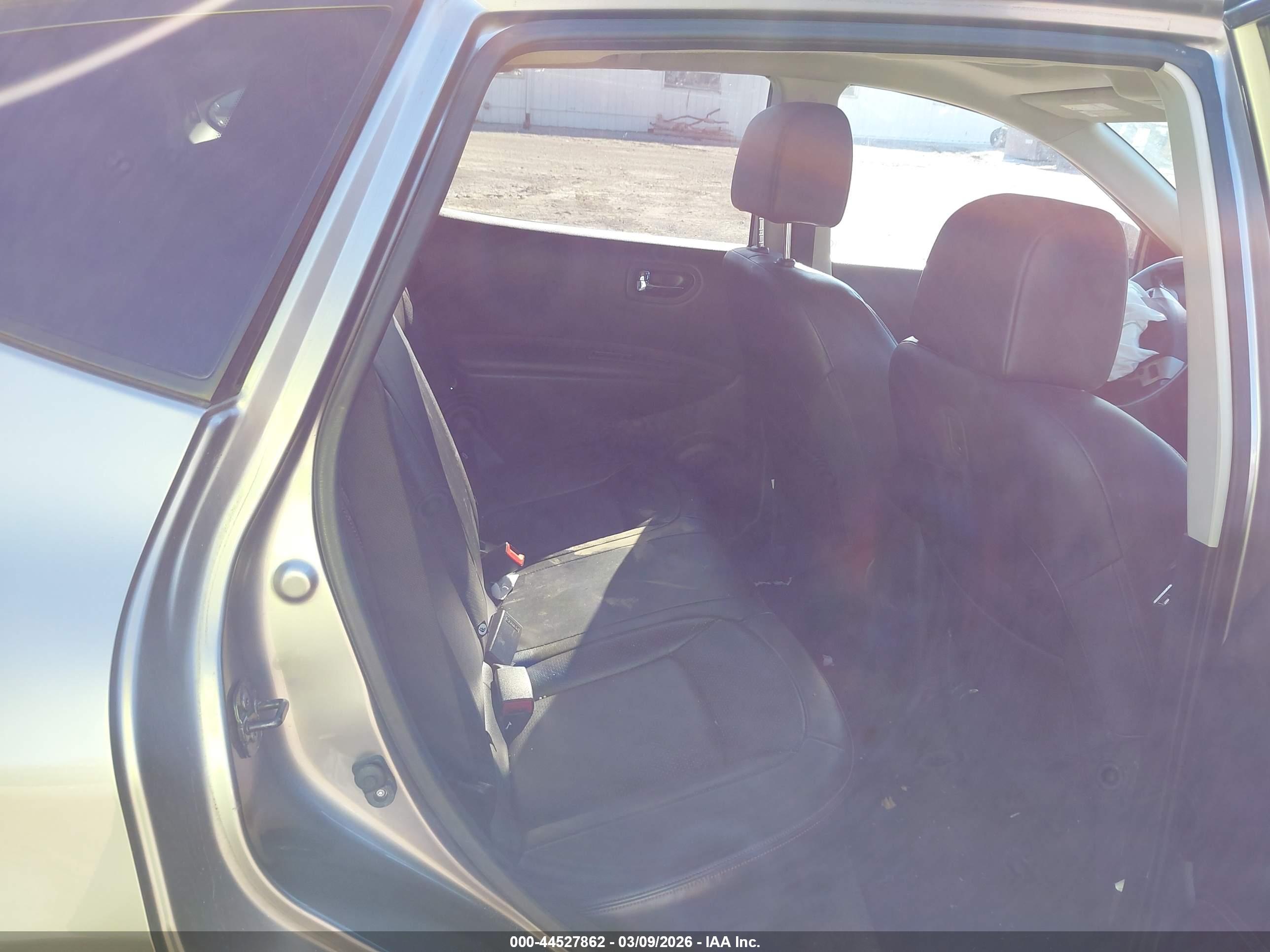 NISSAN ROGUE image 8