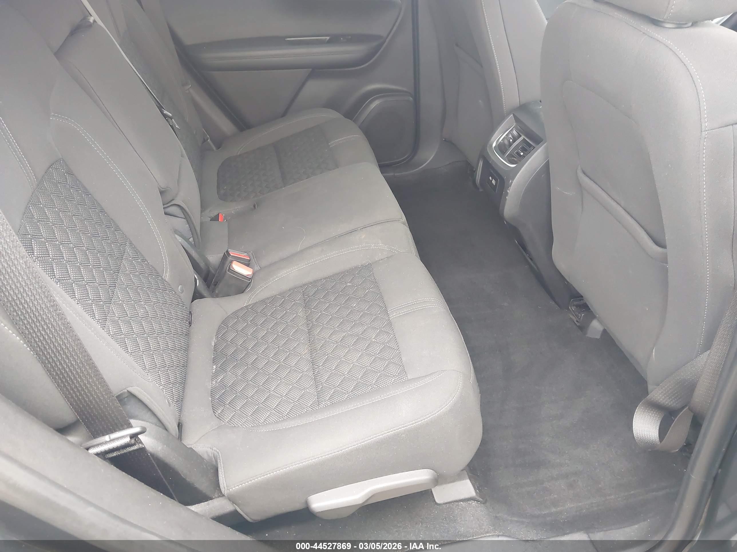 CHEVROLET BLAZER image 8