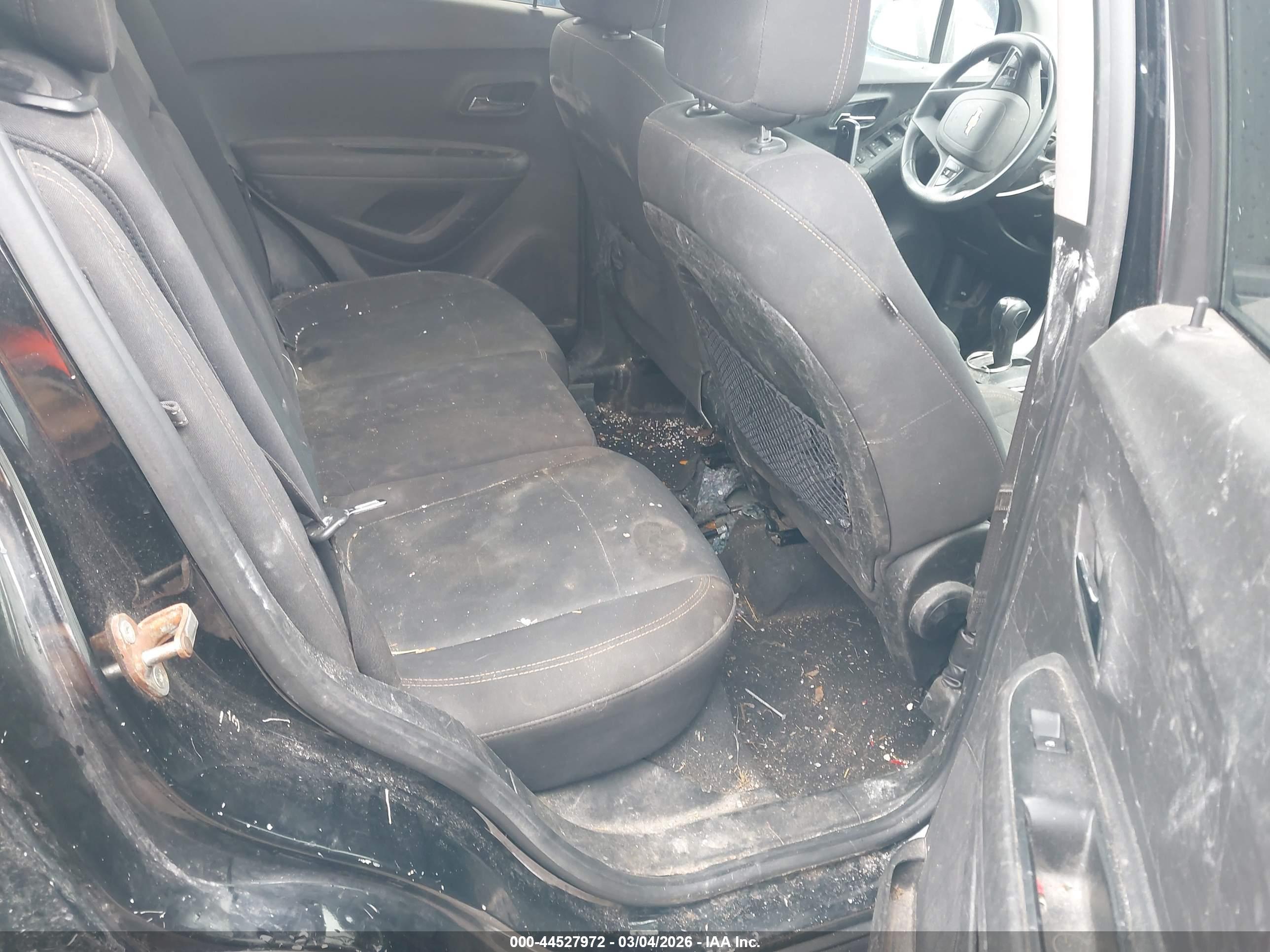 CHEVROLET TRAX image 8