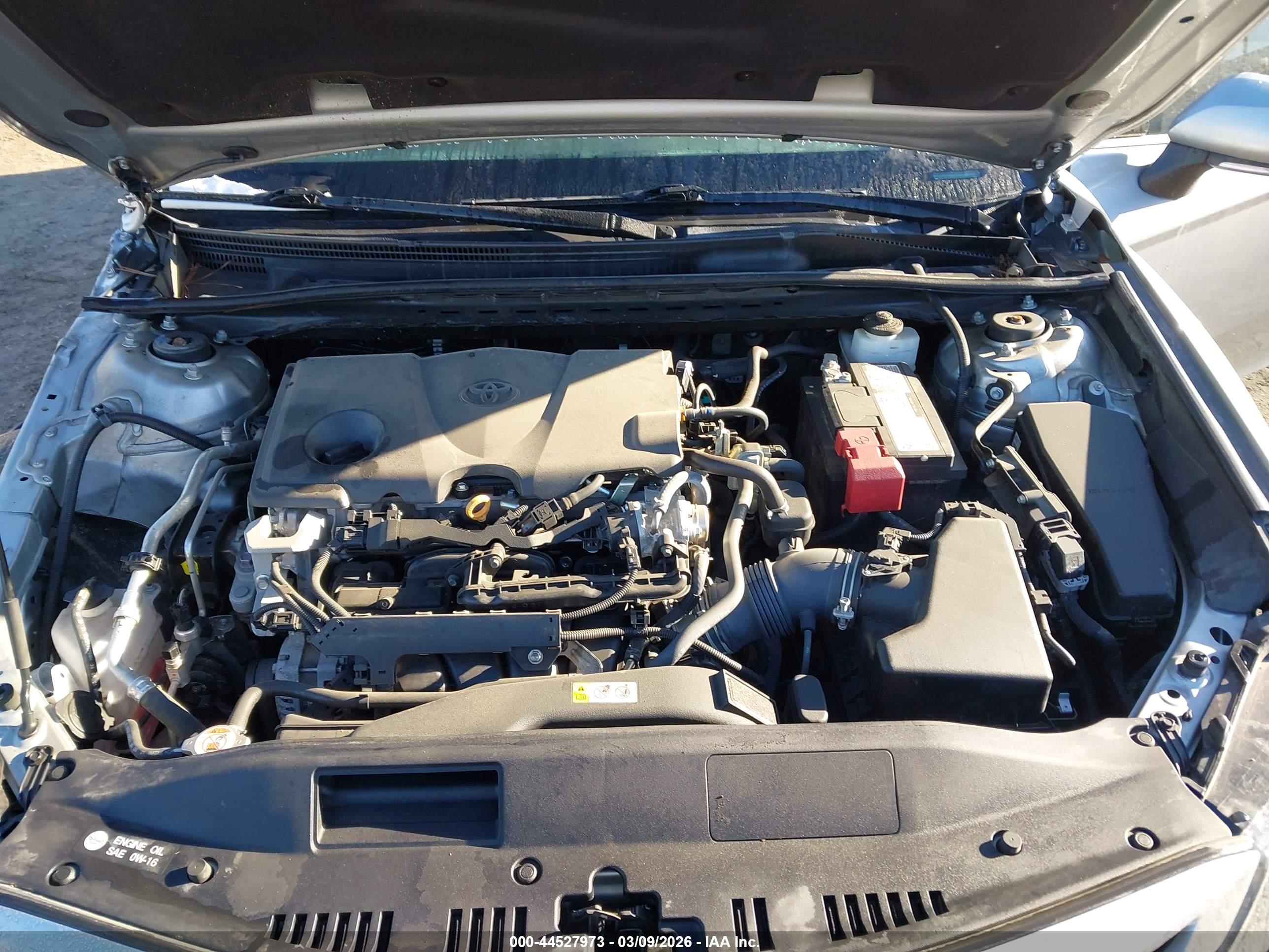 TOYOTA CAMRY image 10