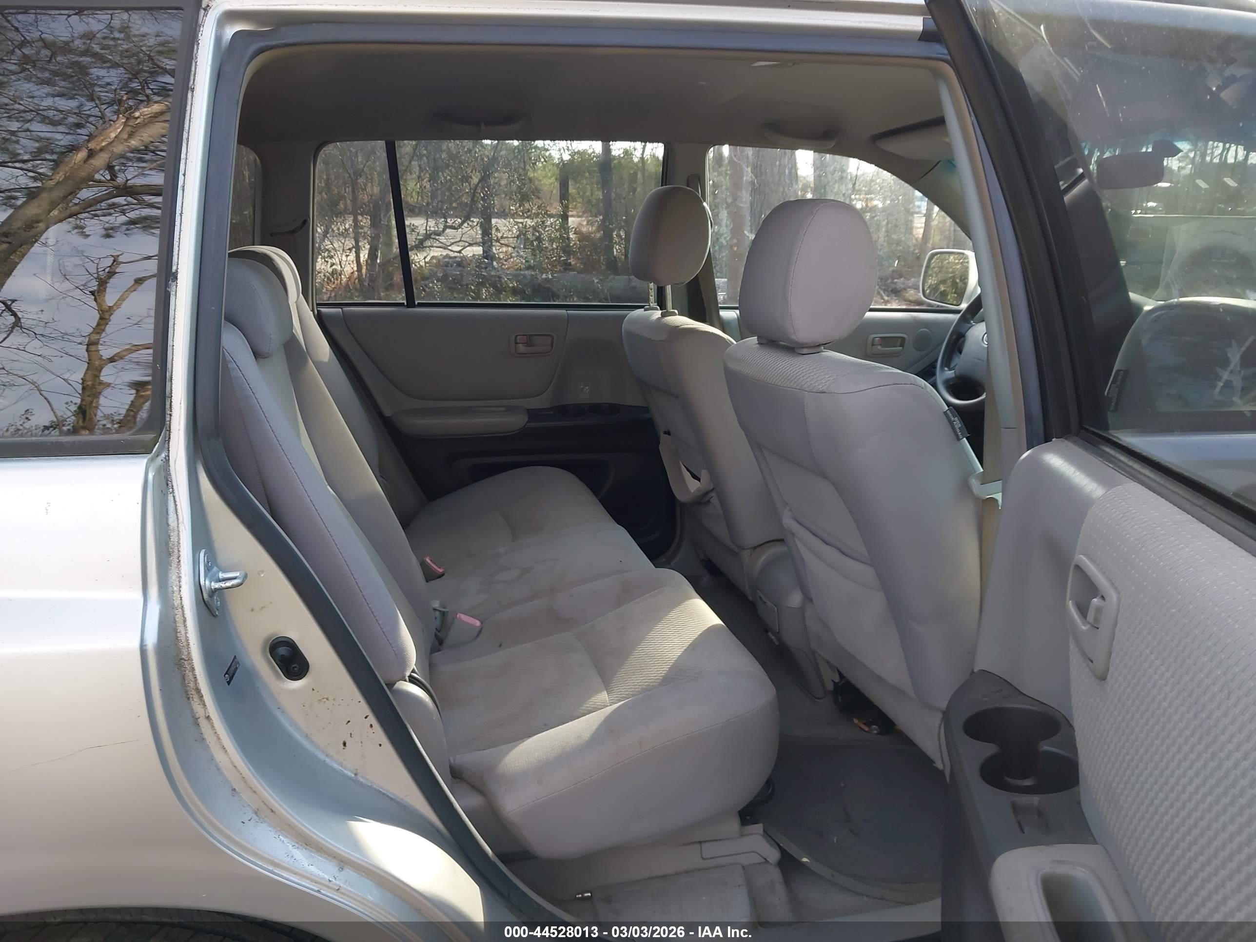 TOYOTA HIGHLANDER image 8