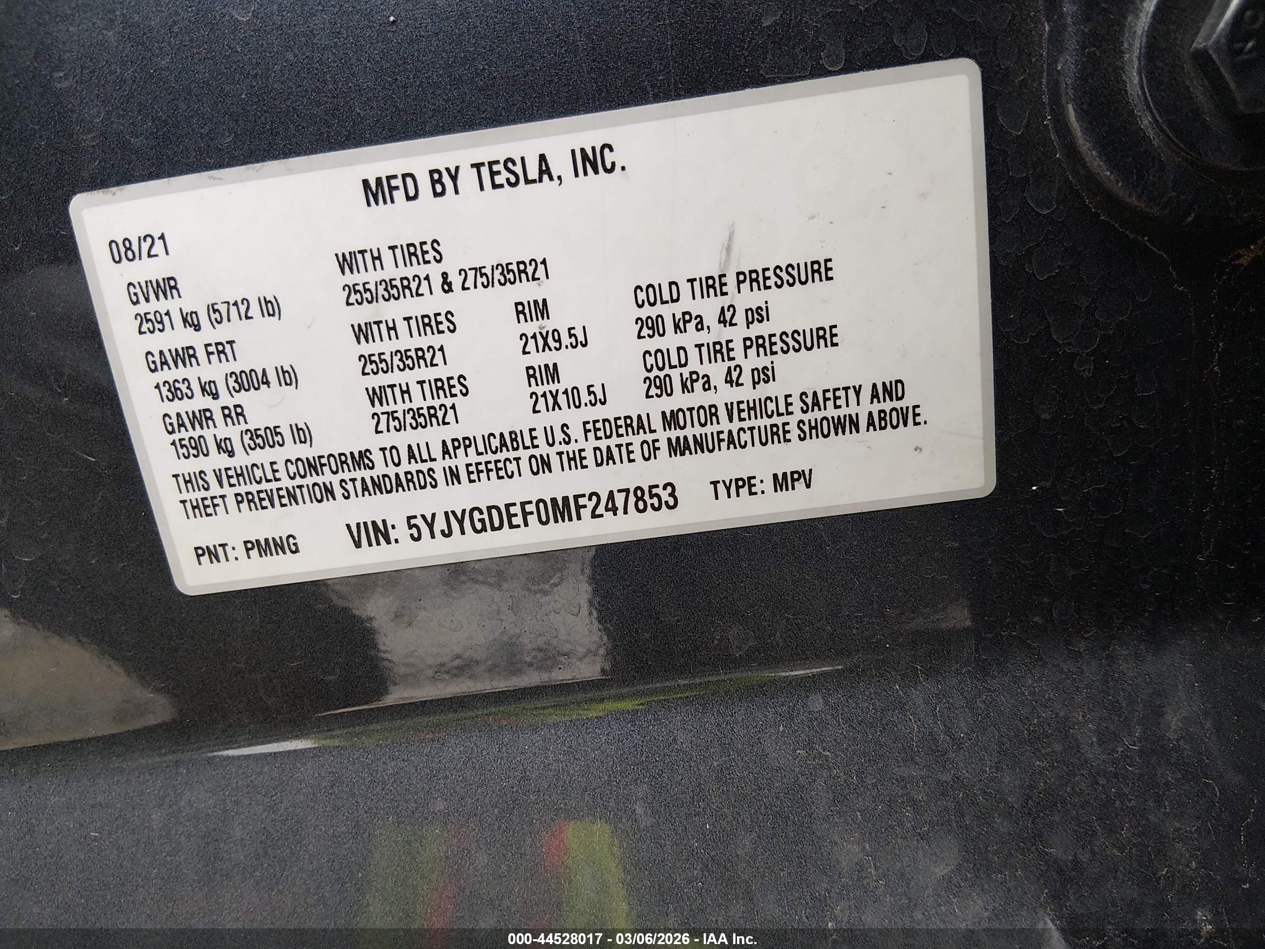 TESLA MODEL image 9