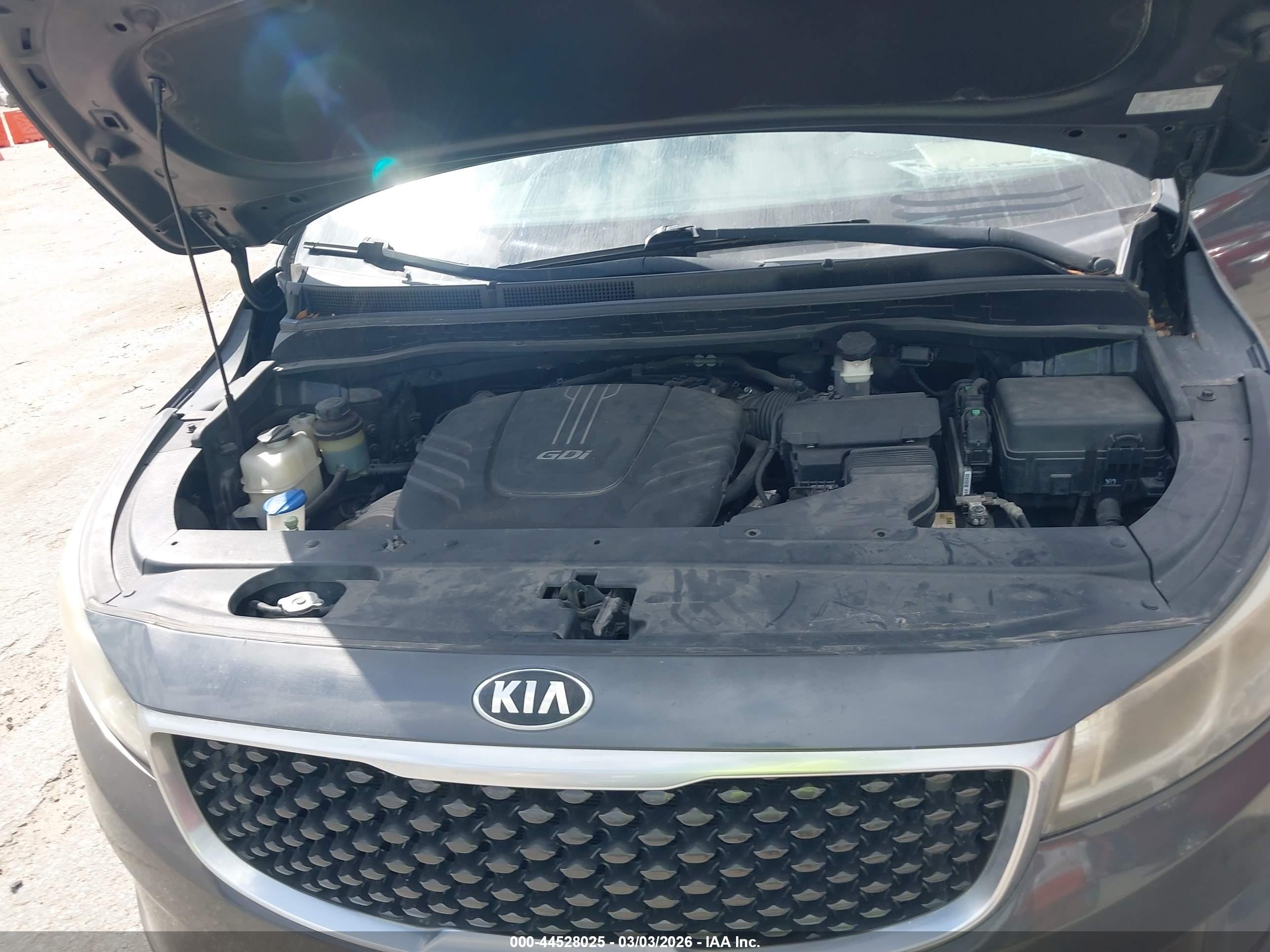 KIA SEDONA image 10