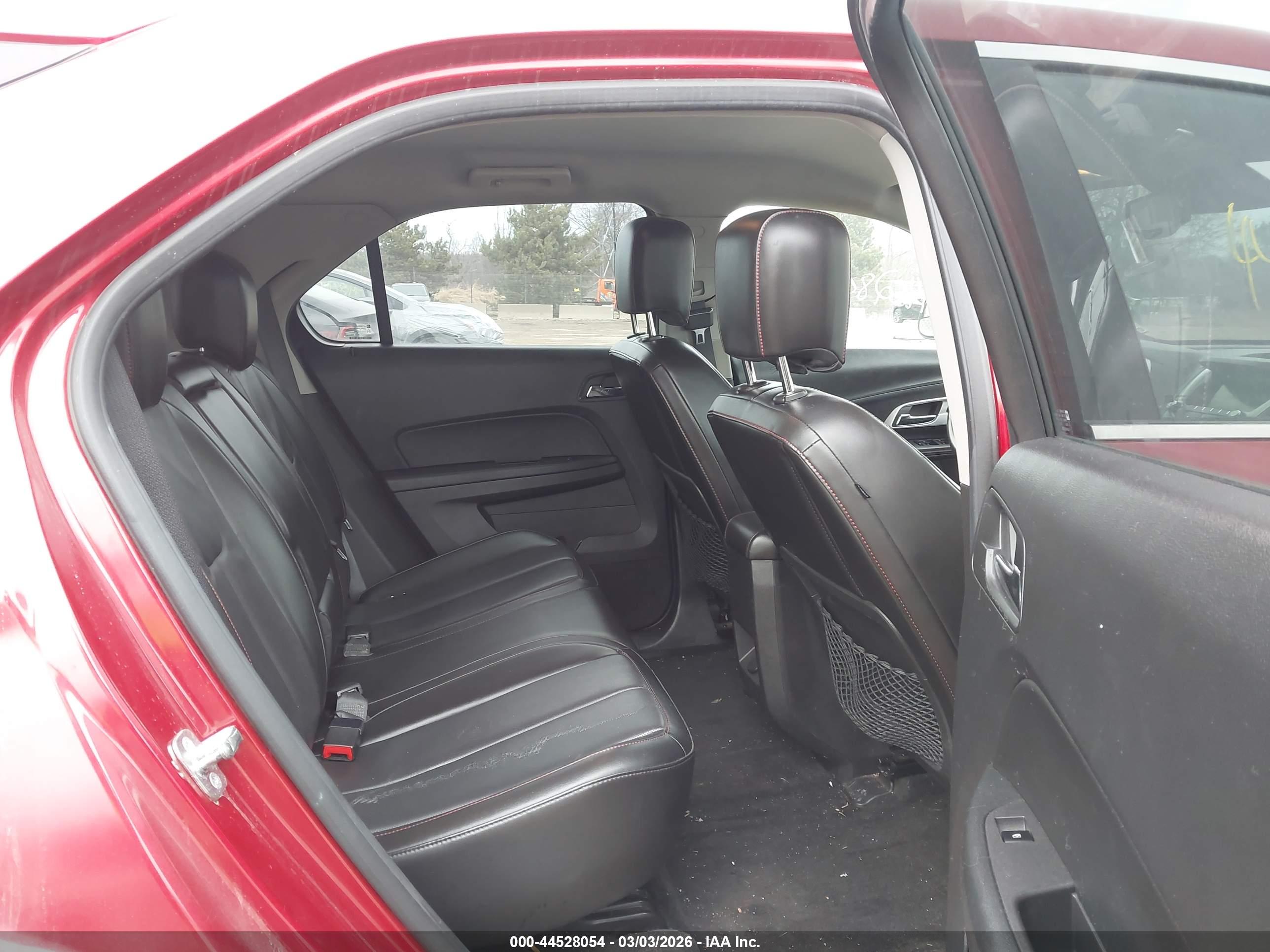 CHEVROLET EQUINOX image 8