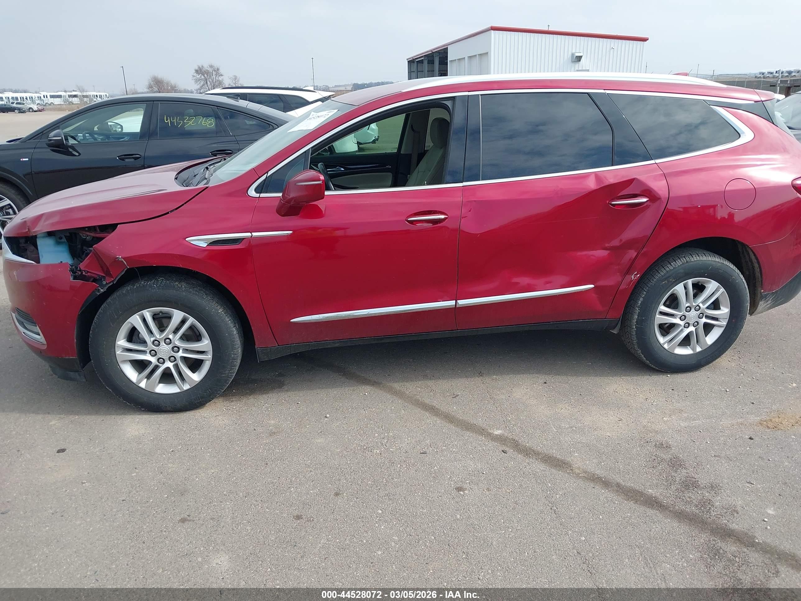 BUICK ENCLAVE image 6