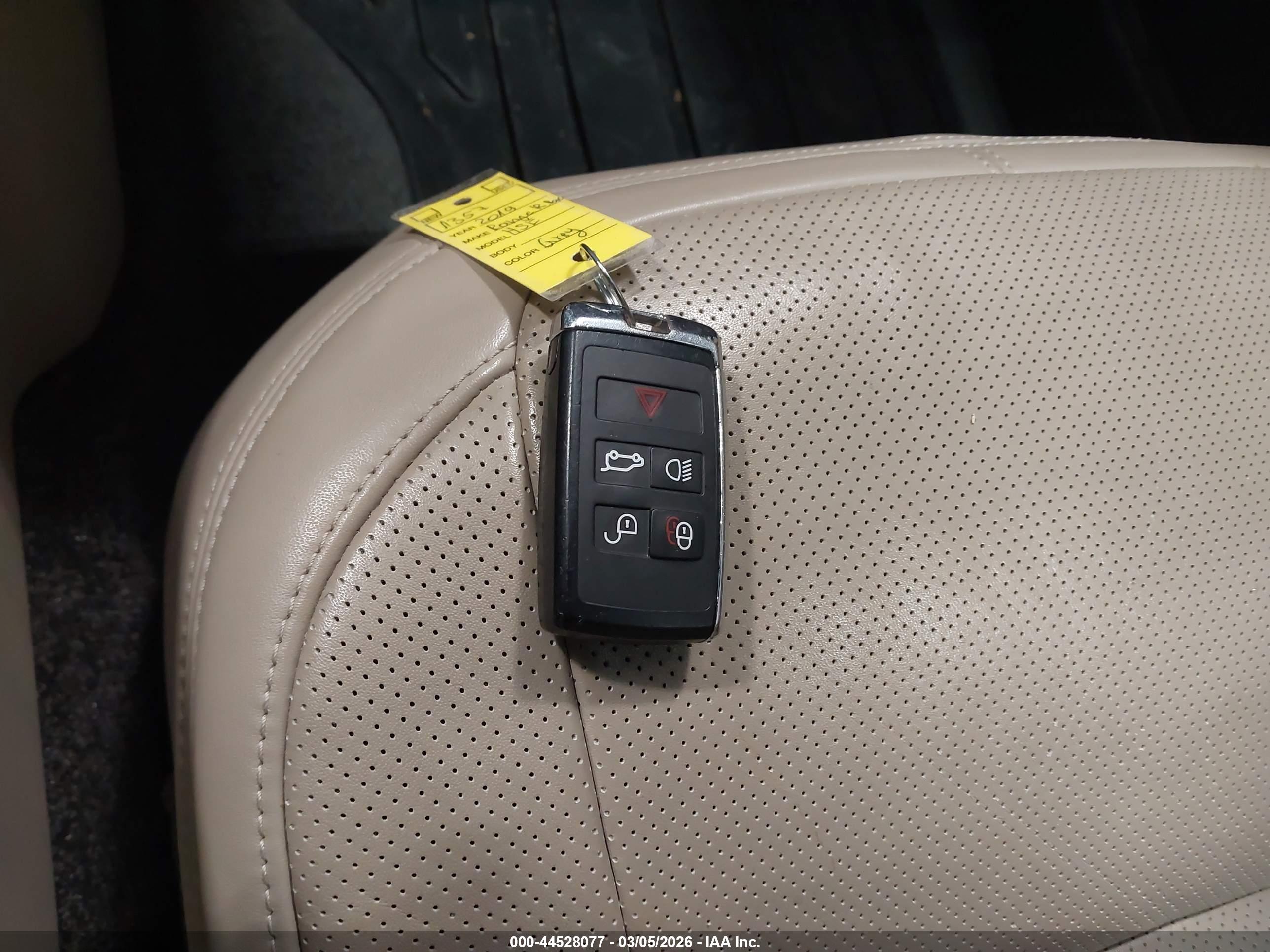 LAND ROVER image 11