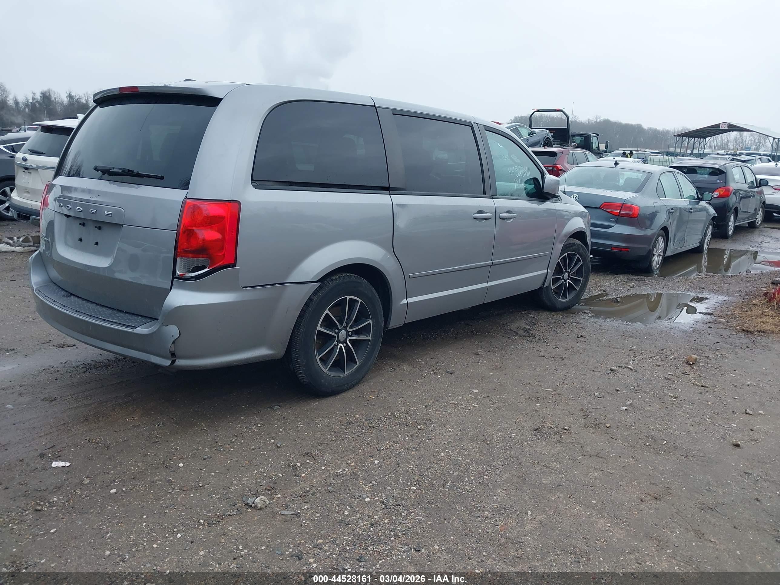 DODGE GRAND image 4