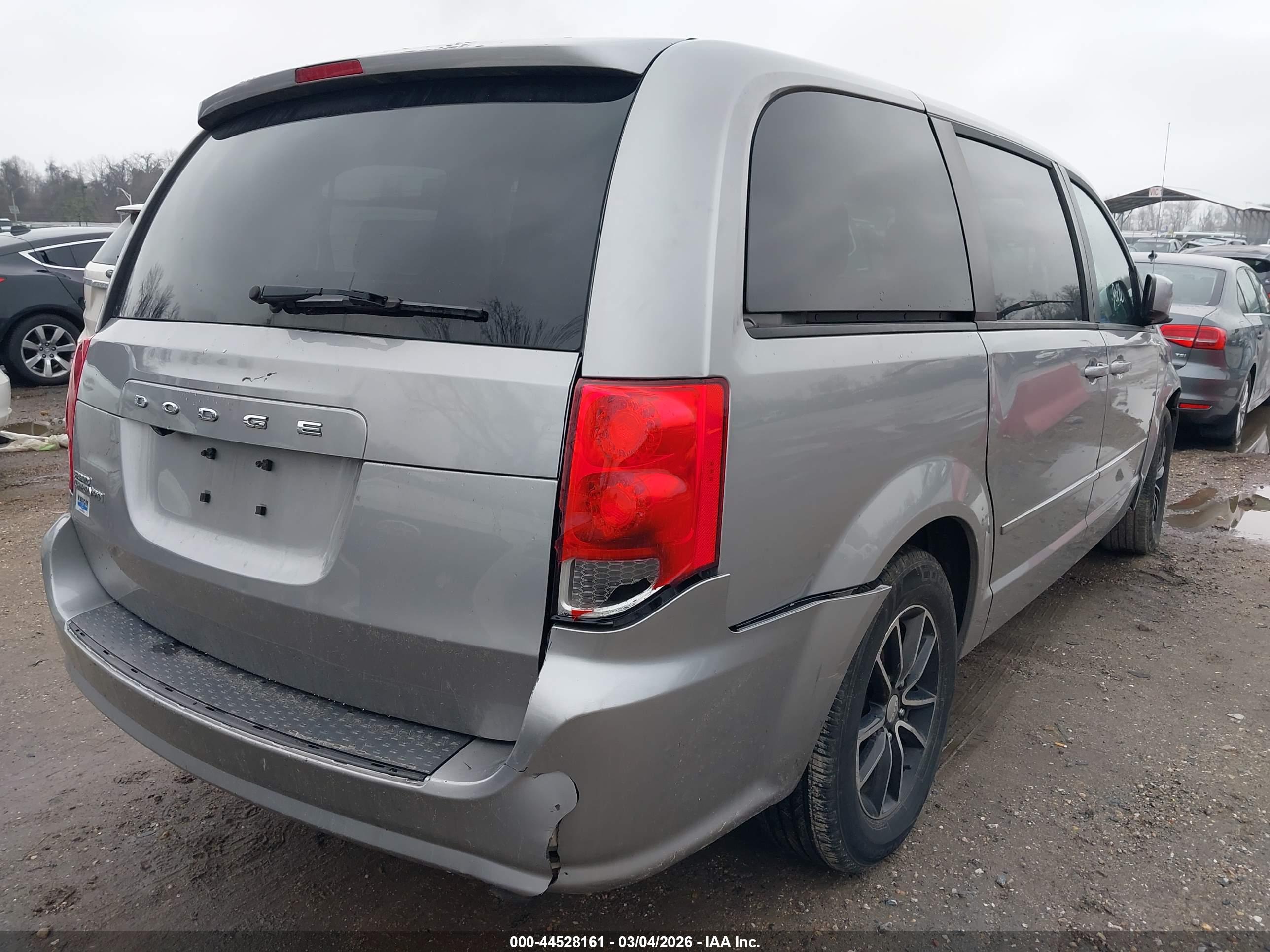 DODGE GRAND image 6