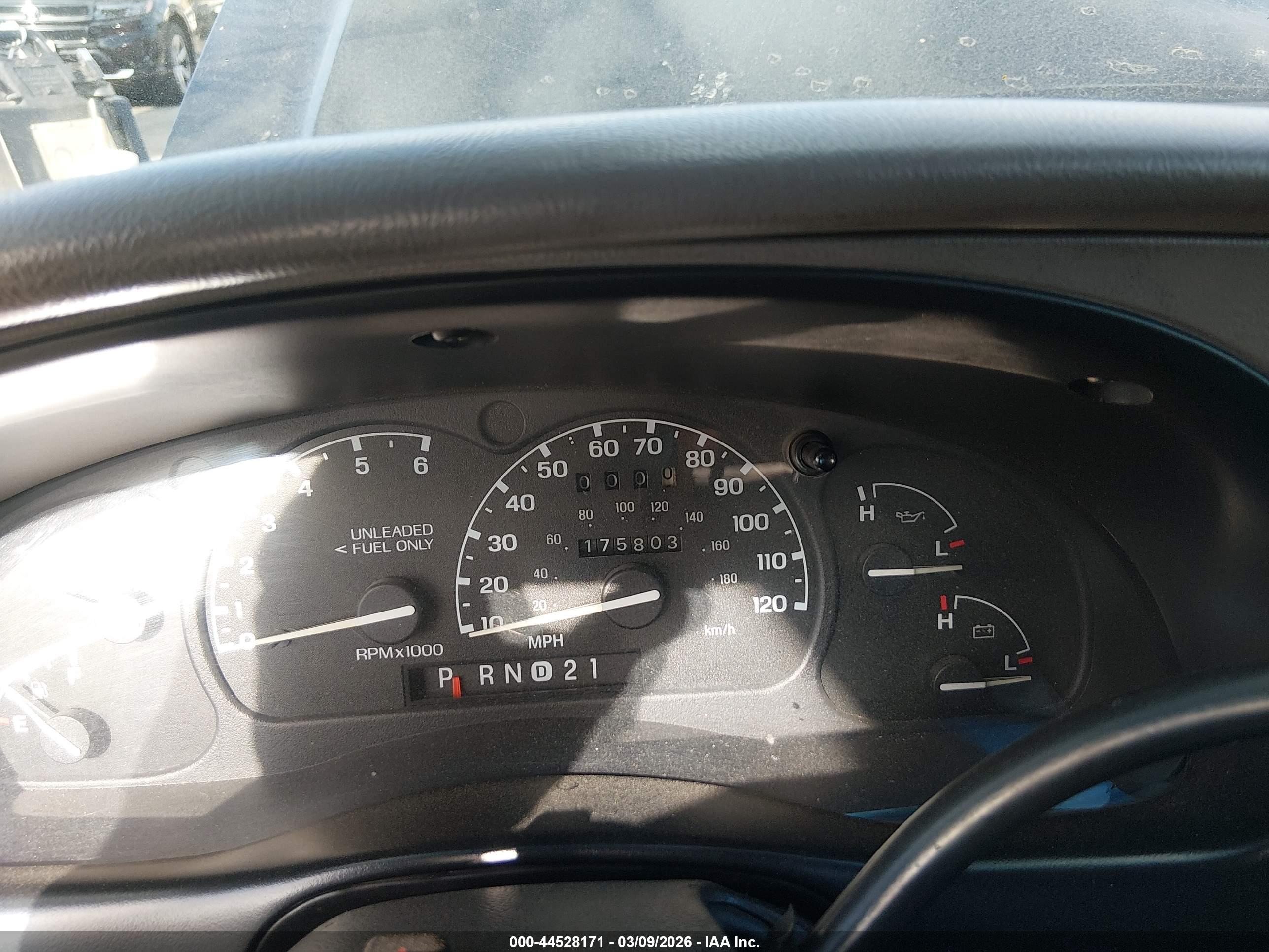FORD EXPLORER image 7