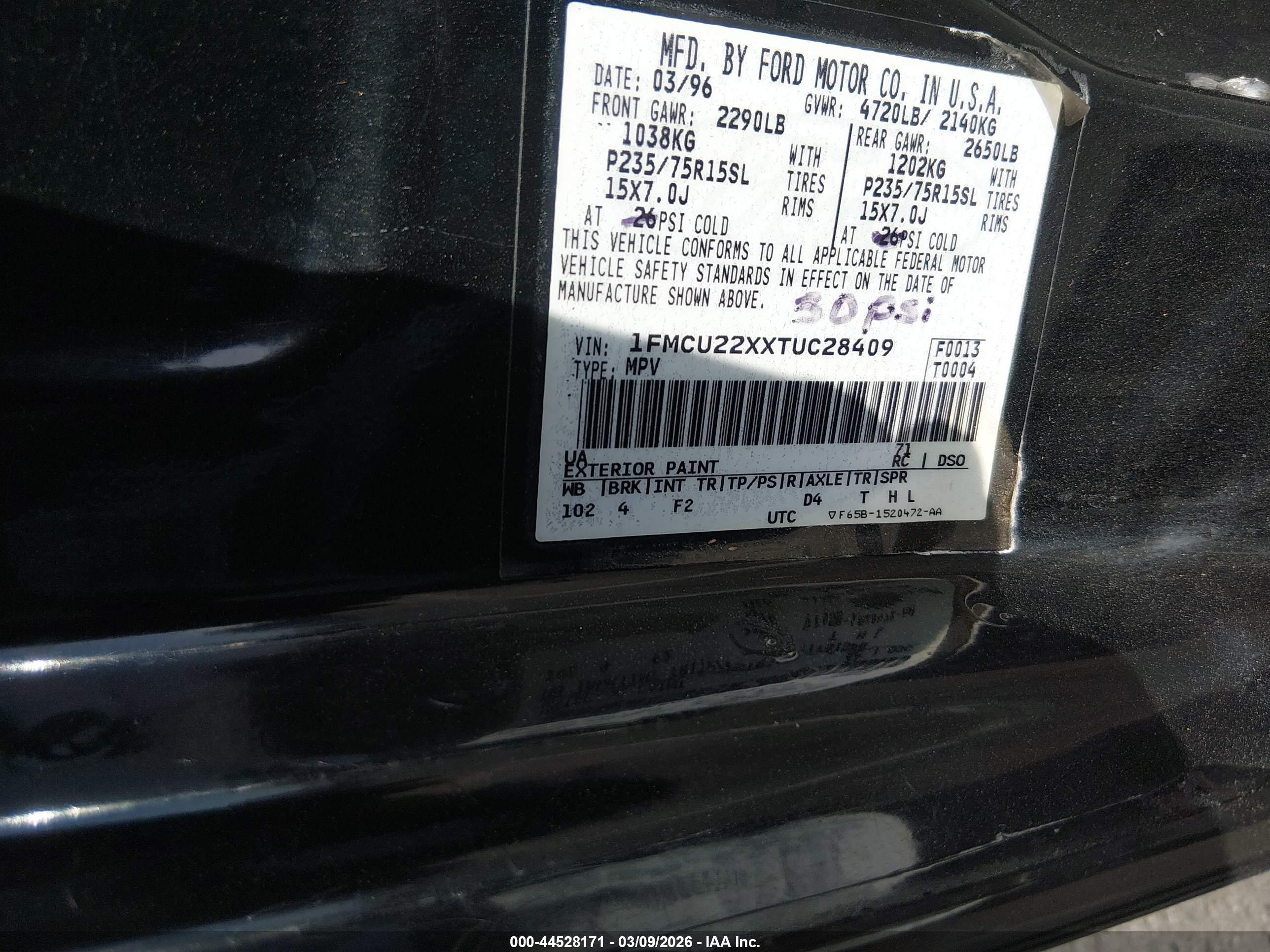 FORD EXPLORER image 9