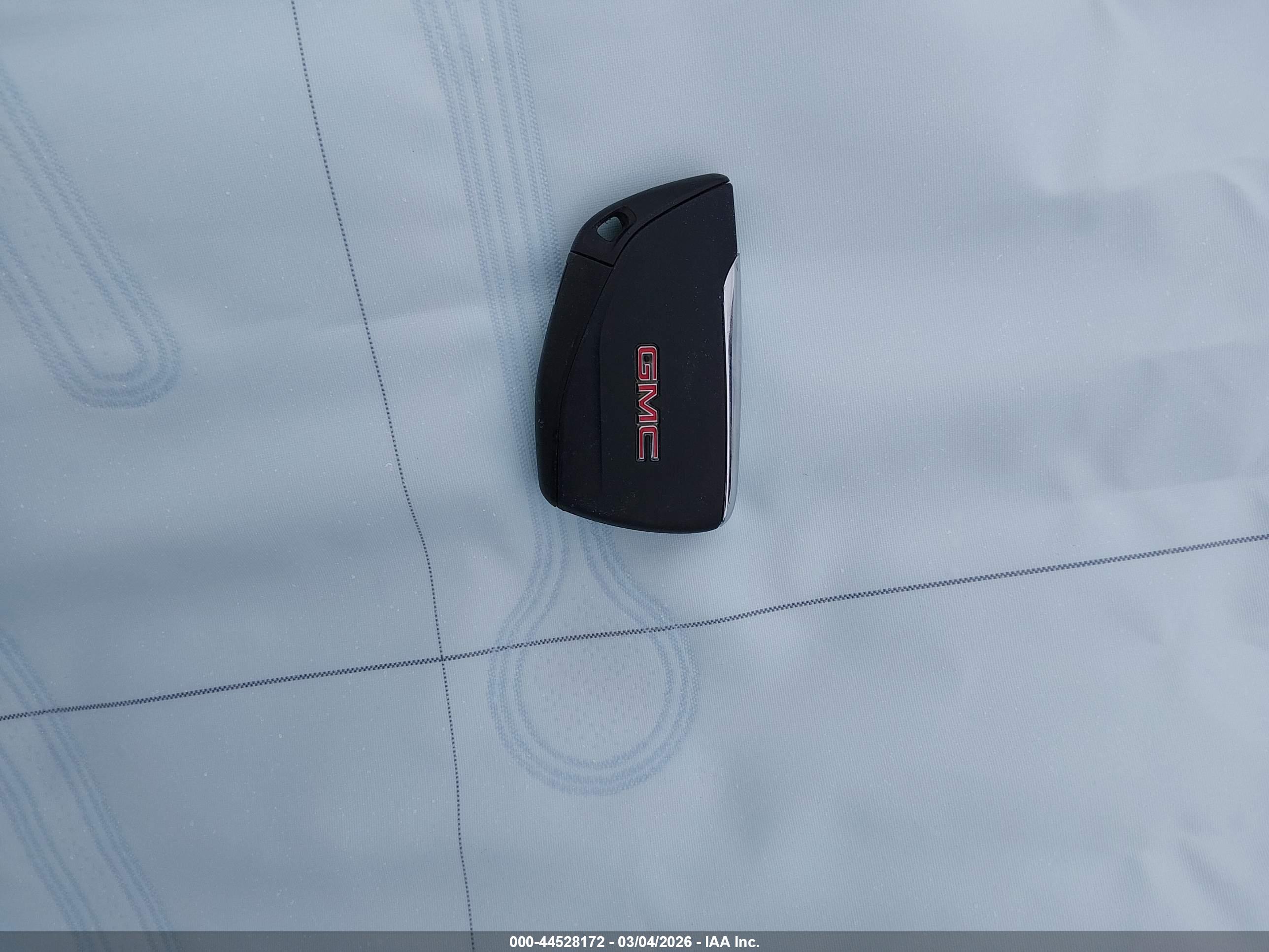GMC CANYON image 11