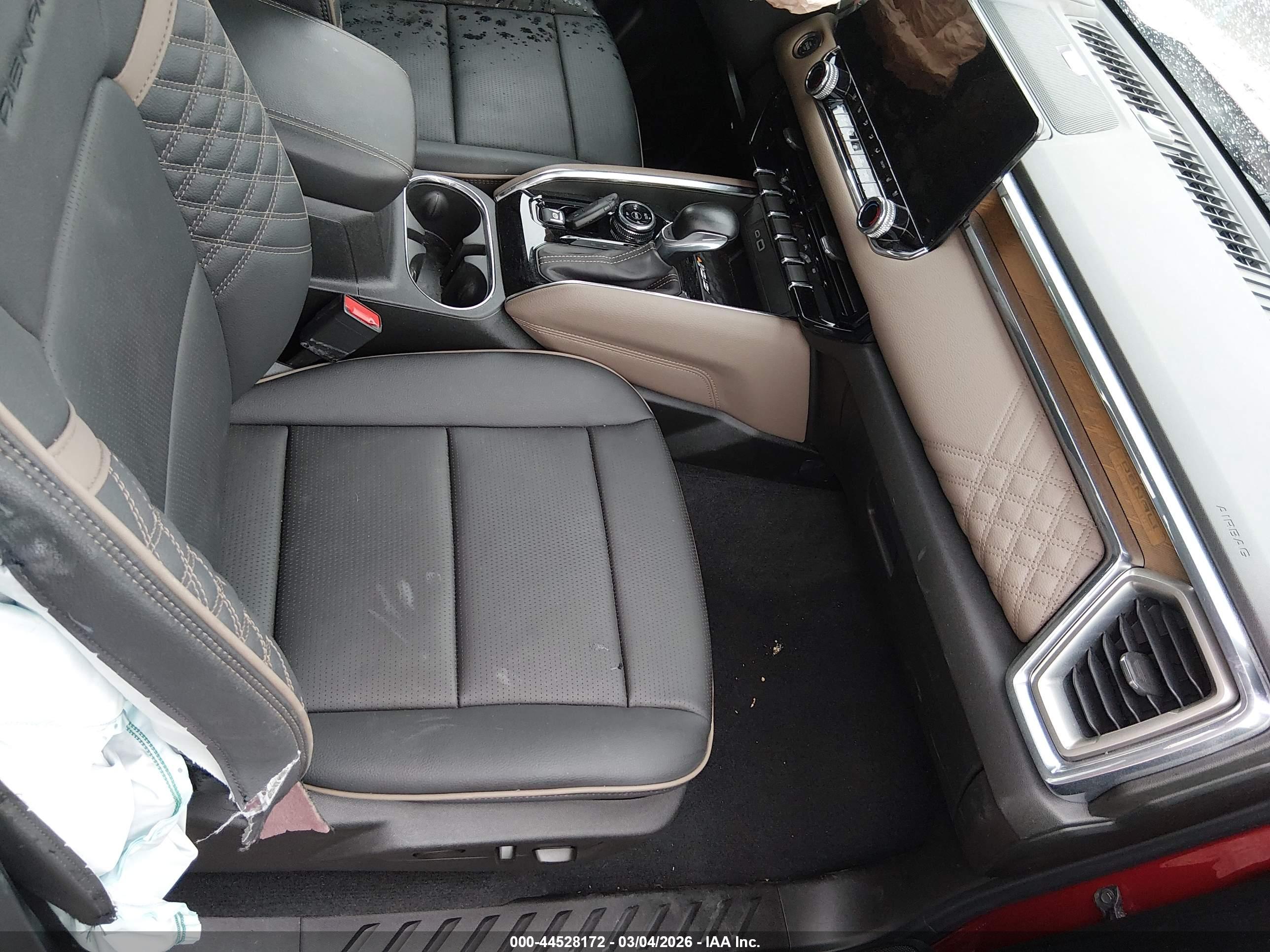 GMC CANYON image 5
