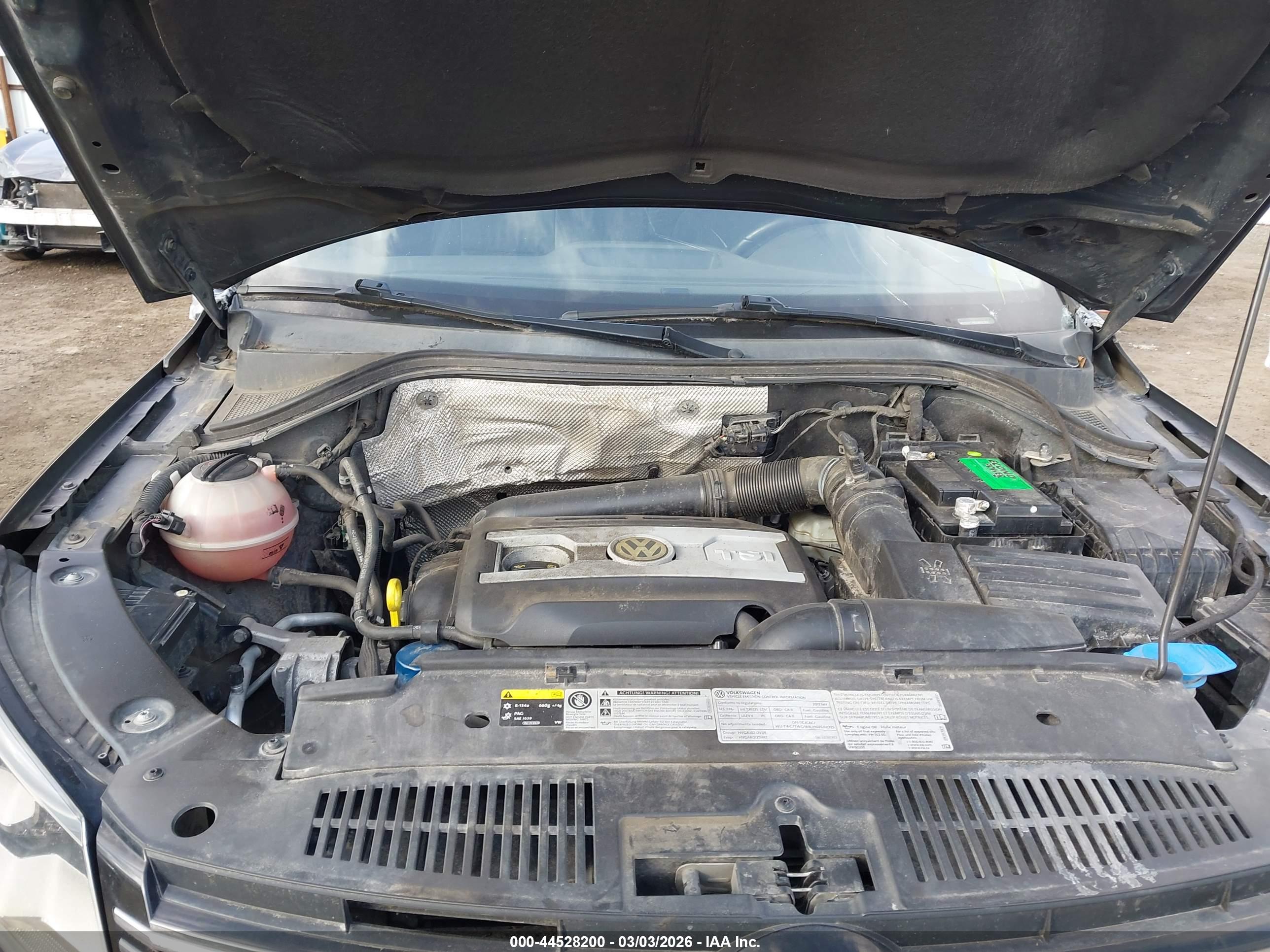 VOLKSWAGEN TIGUAN image 10