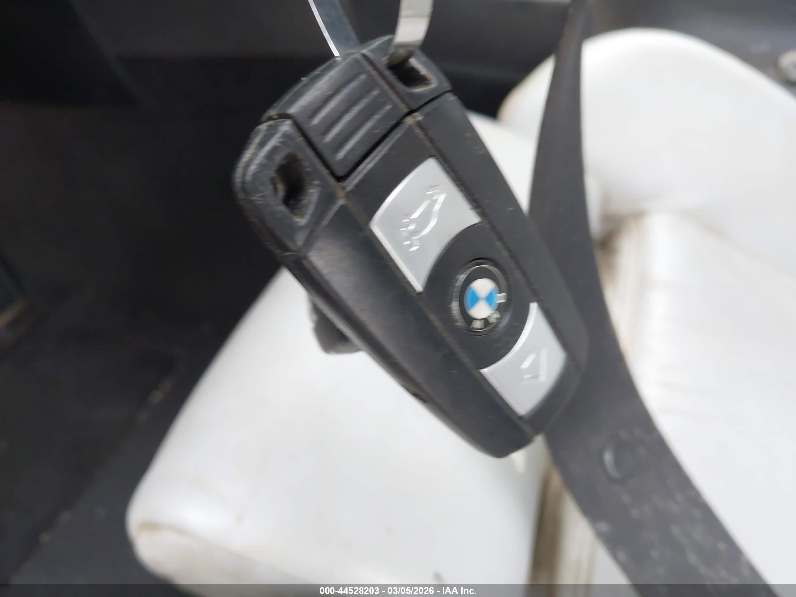 BMW M5 image 11