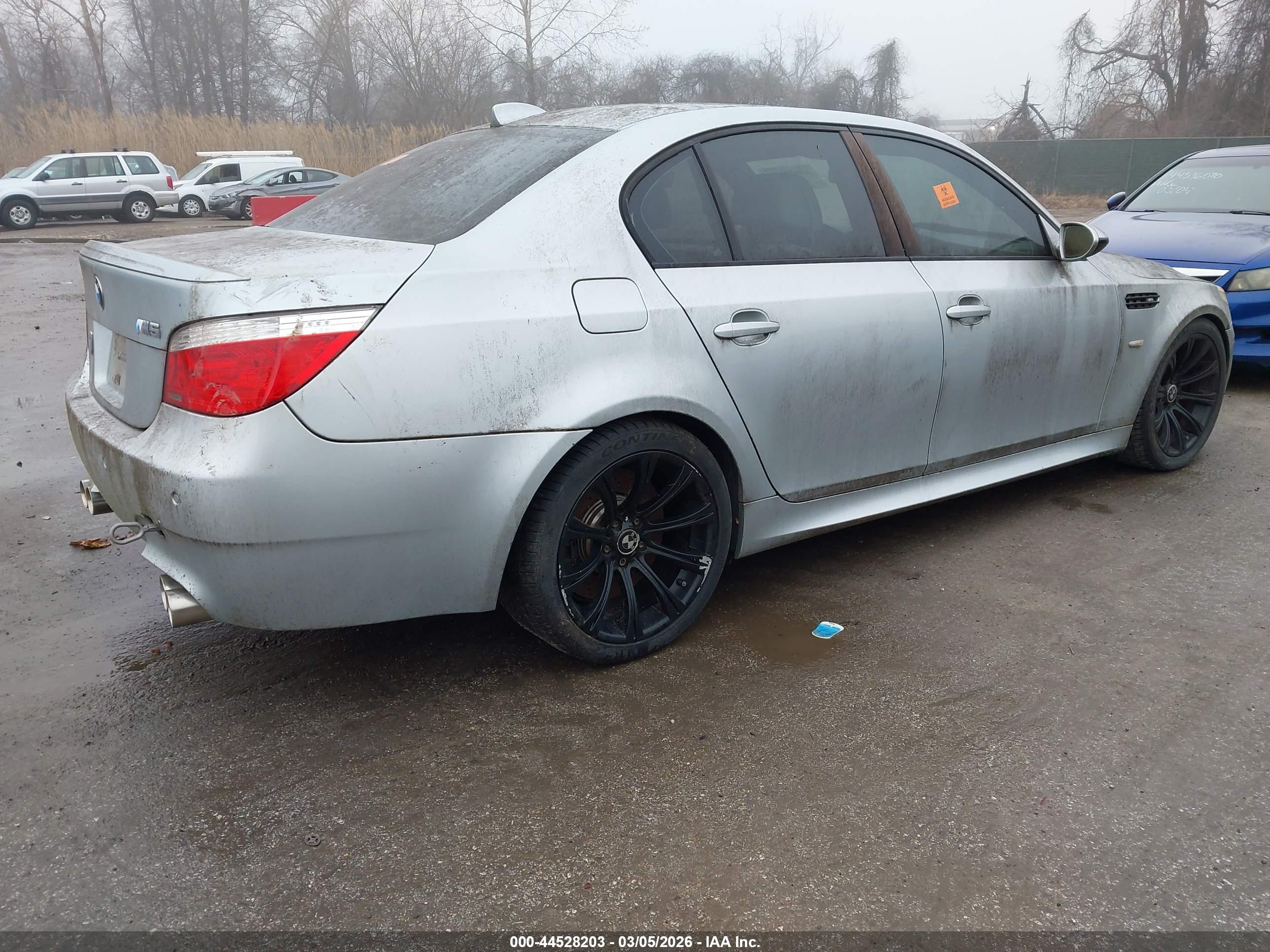 BMW M5 image 4