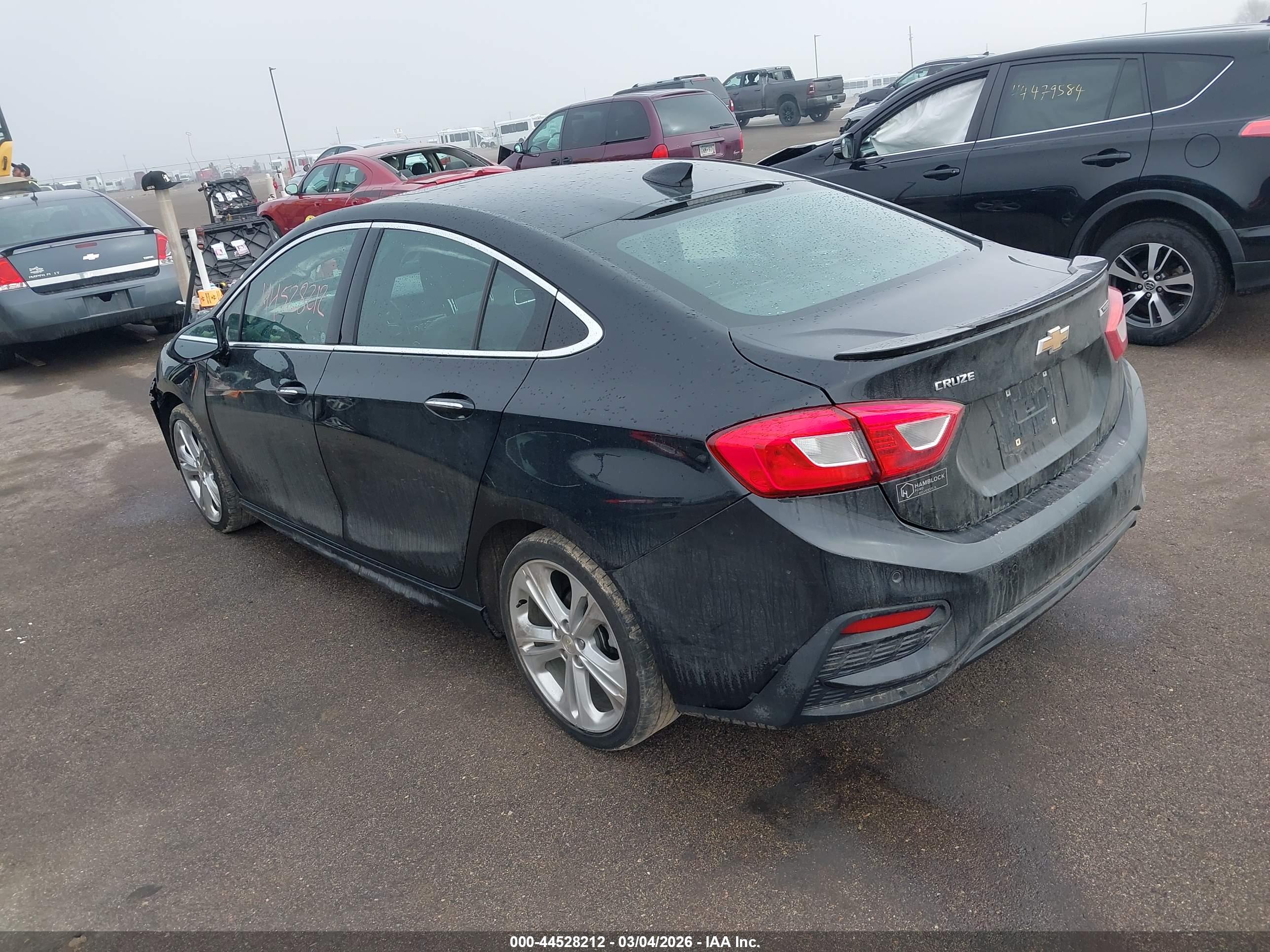 CHEVROLET CRUZE image 3