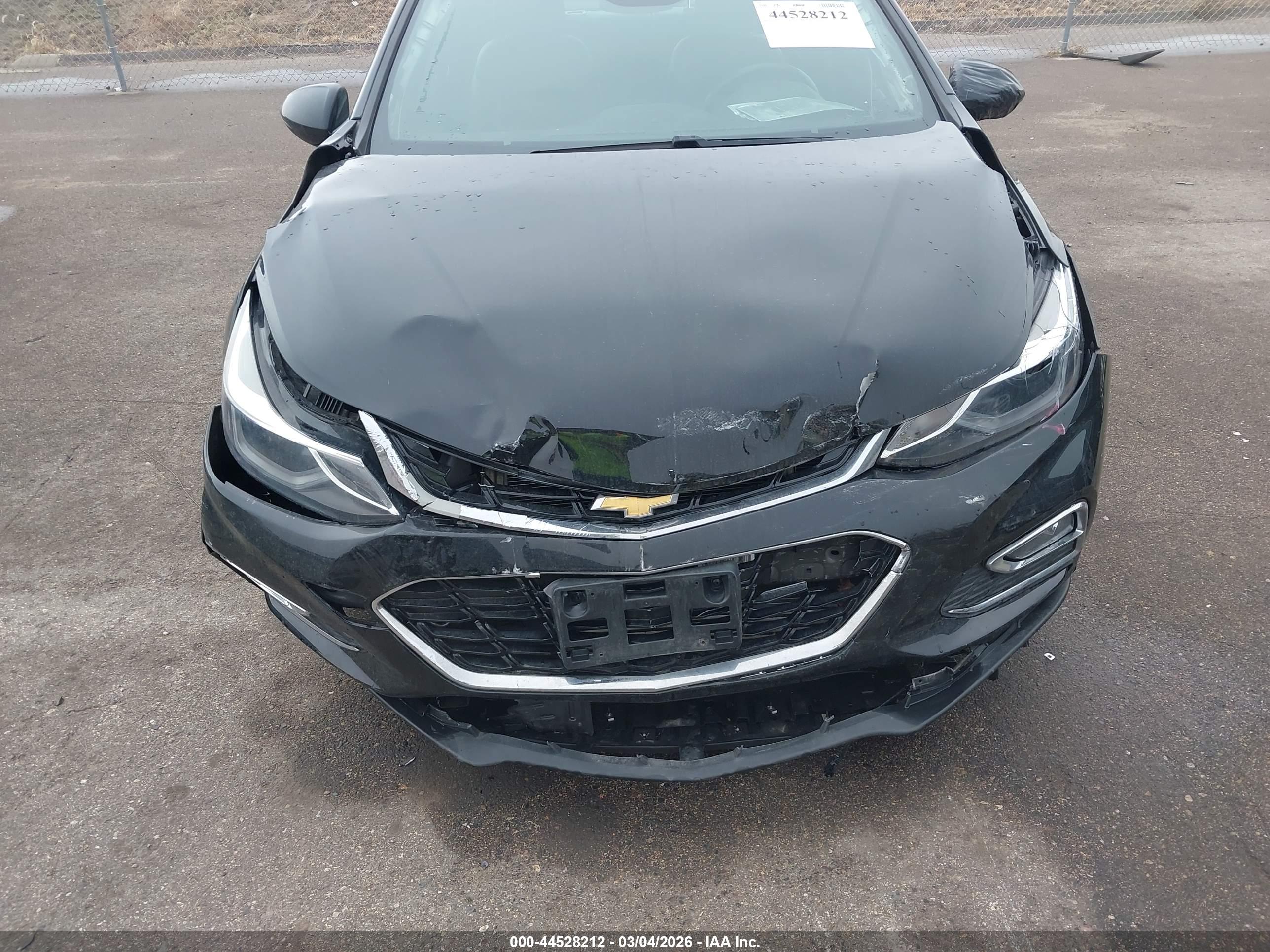 CHEVROLET CRUZE image 6