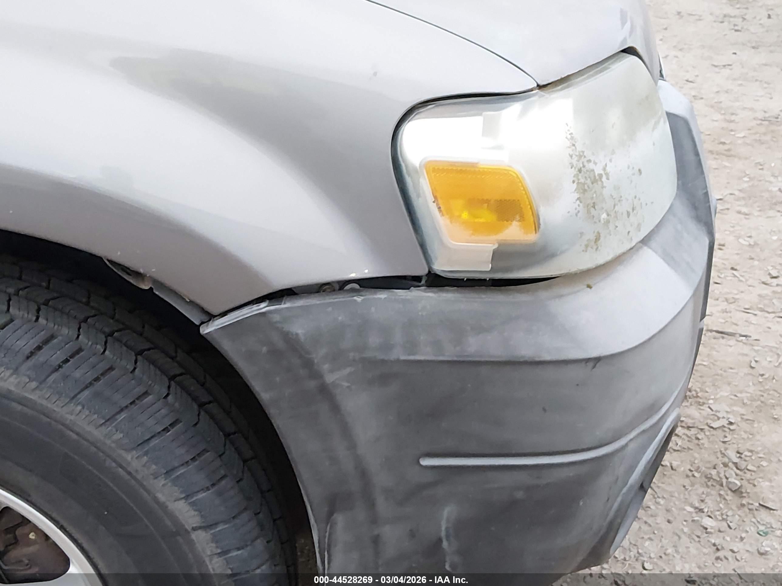 FORD ESCAPE image 6