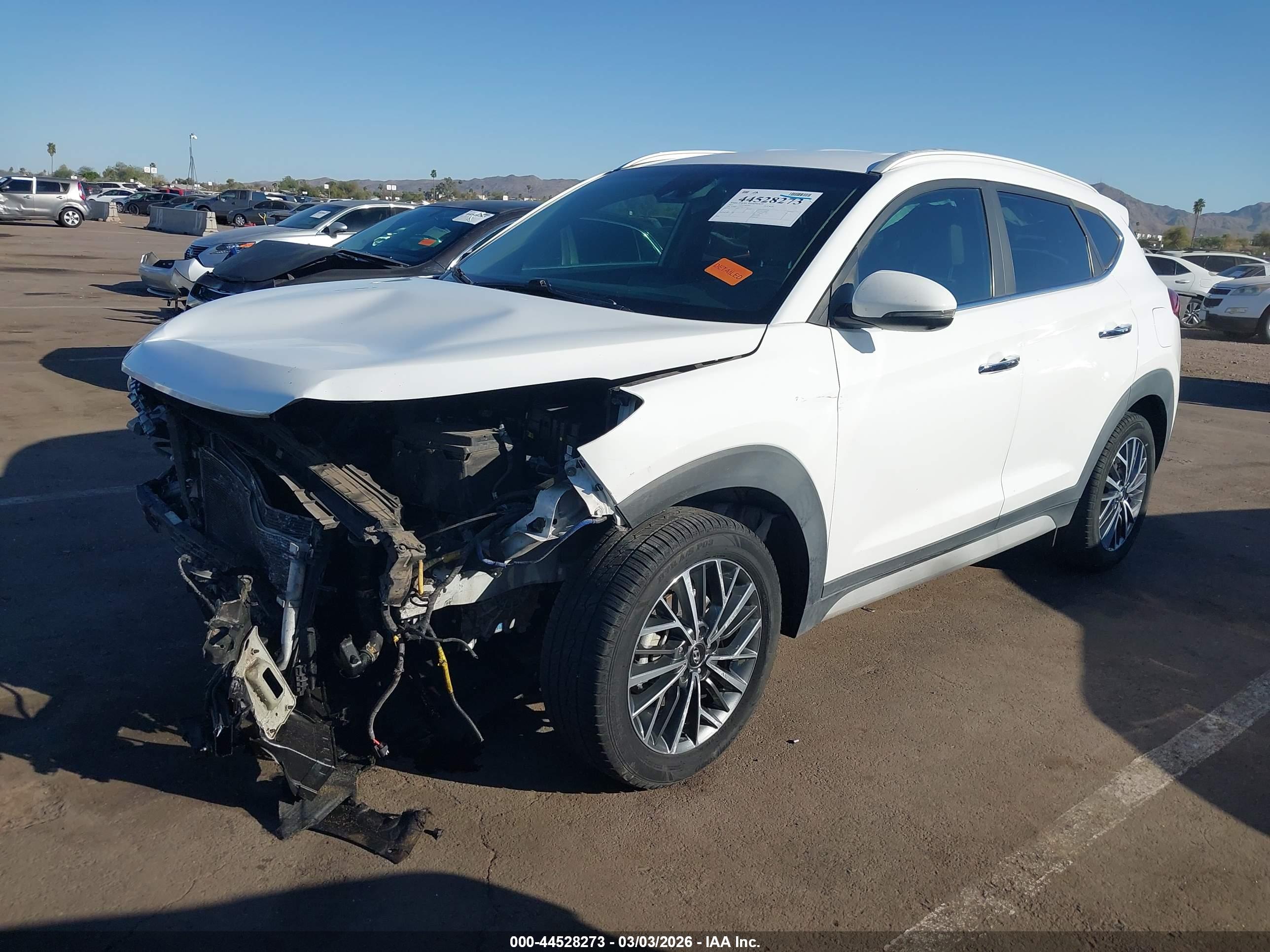 HYUNDAI TUCSON image 2