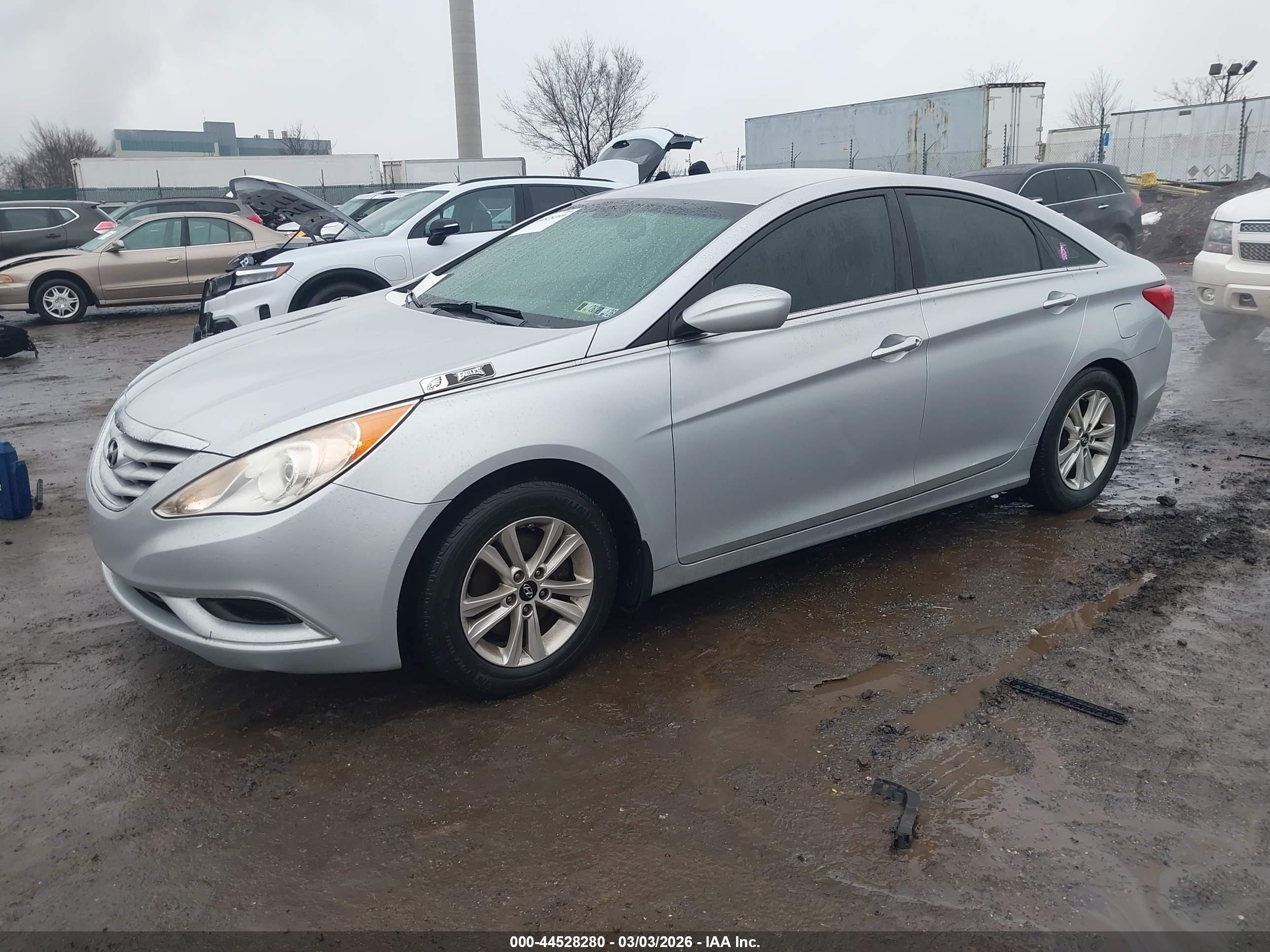 HYUNDAI SONATA image 2