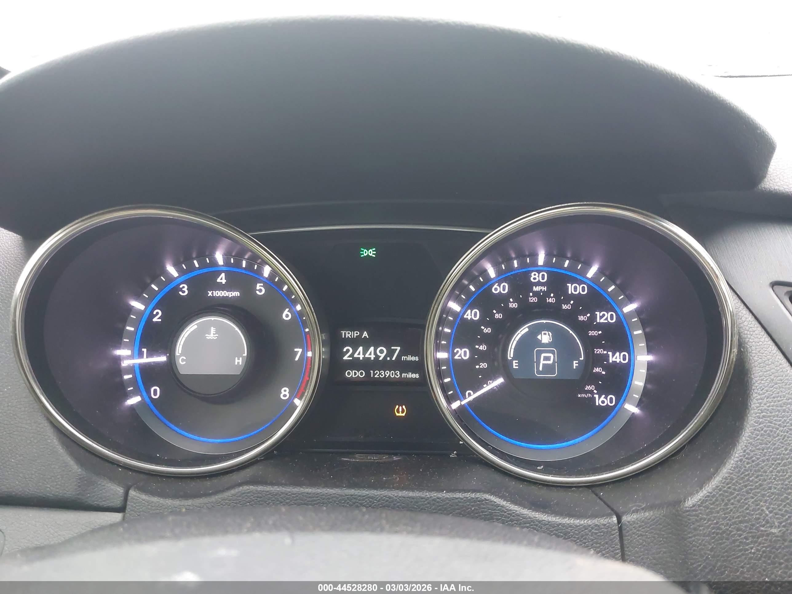 HYUNDAI SONATA image 7
