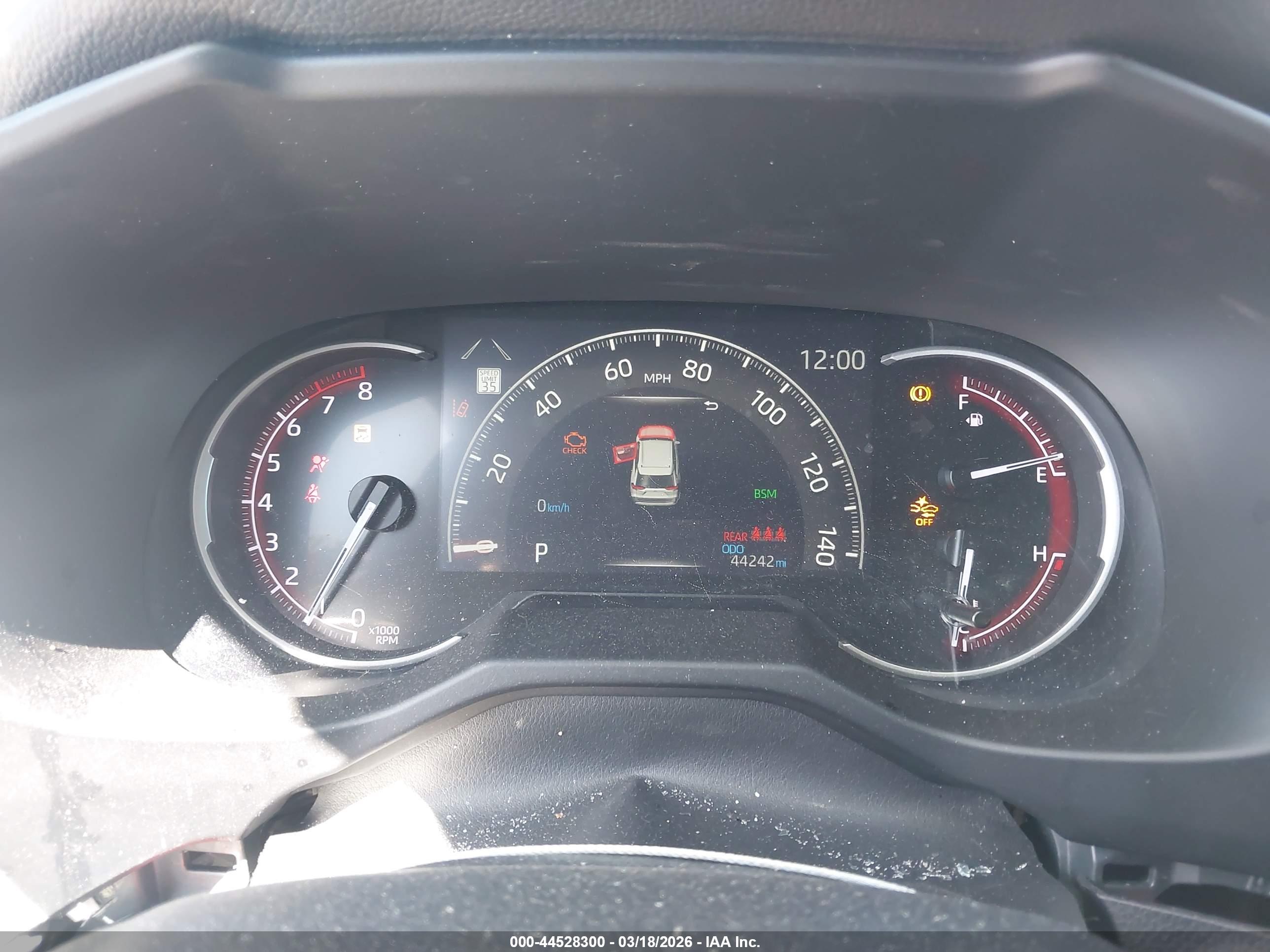 TOYOTA RAV4 image 7