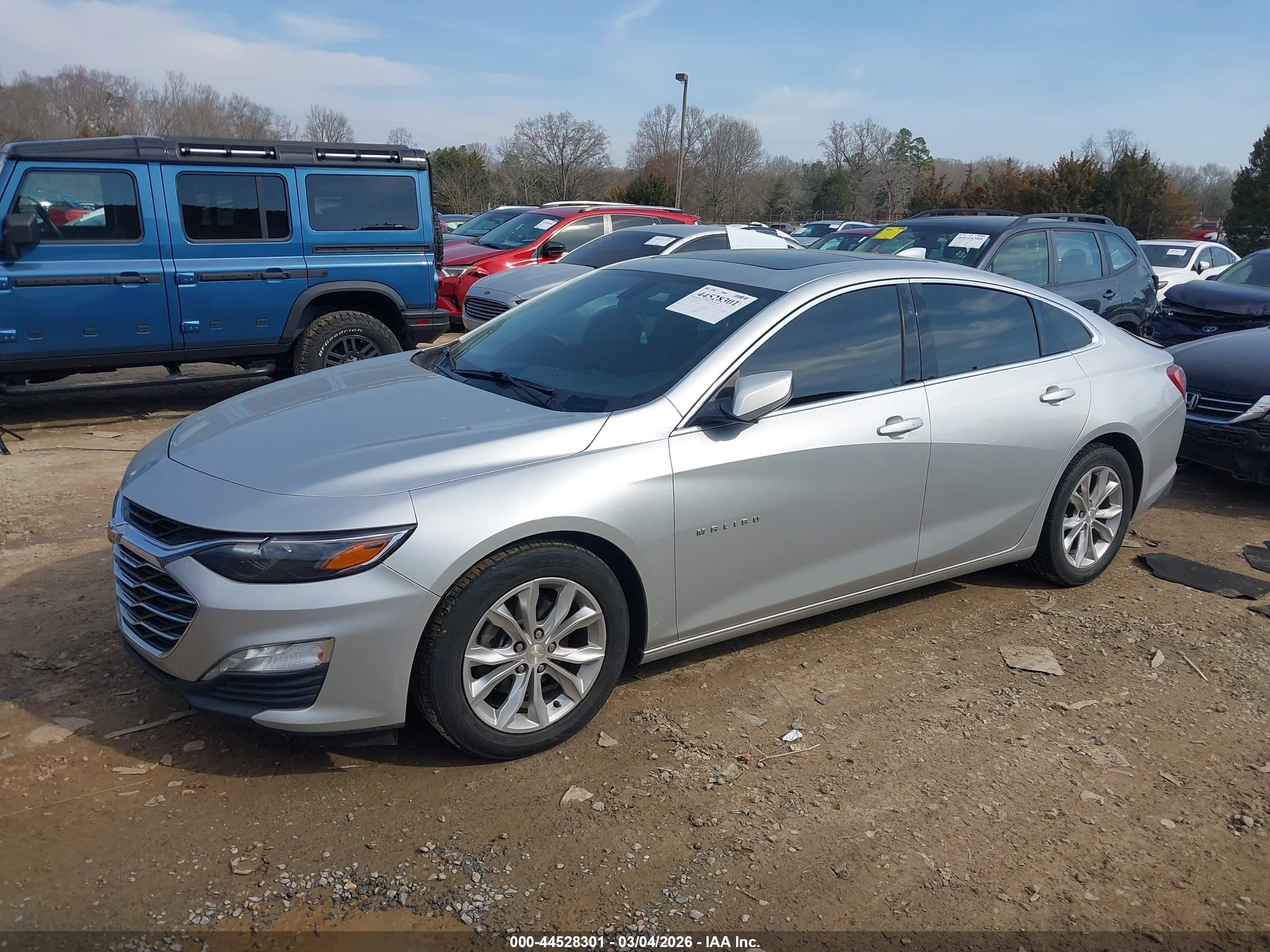 CHEVROLET MALIBU image 2