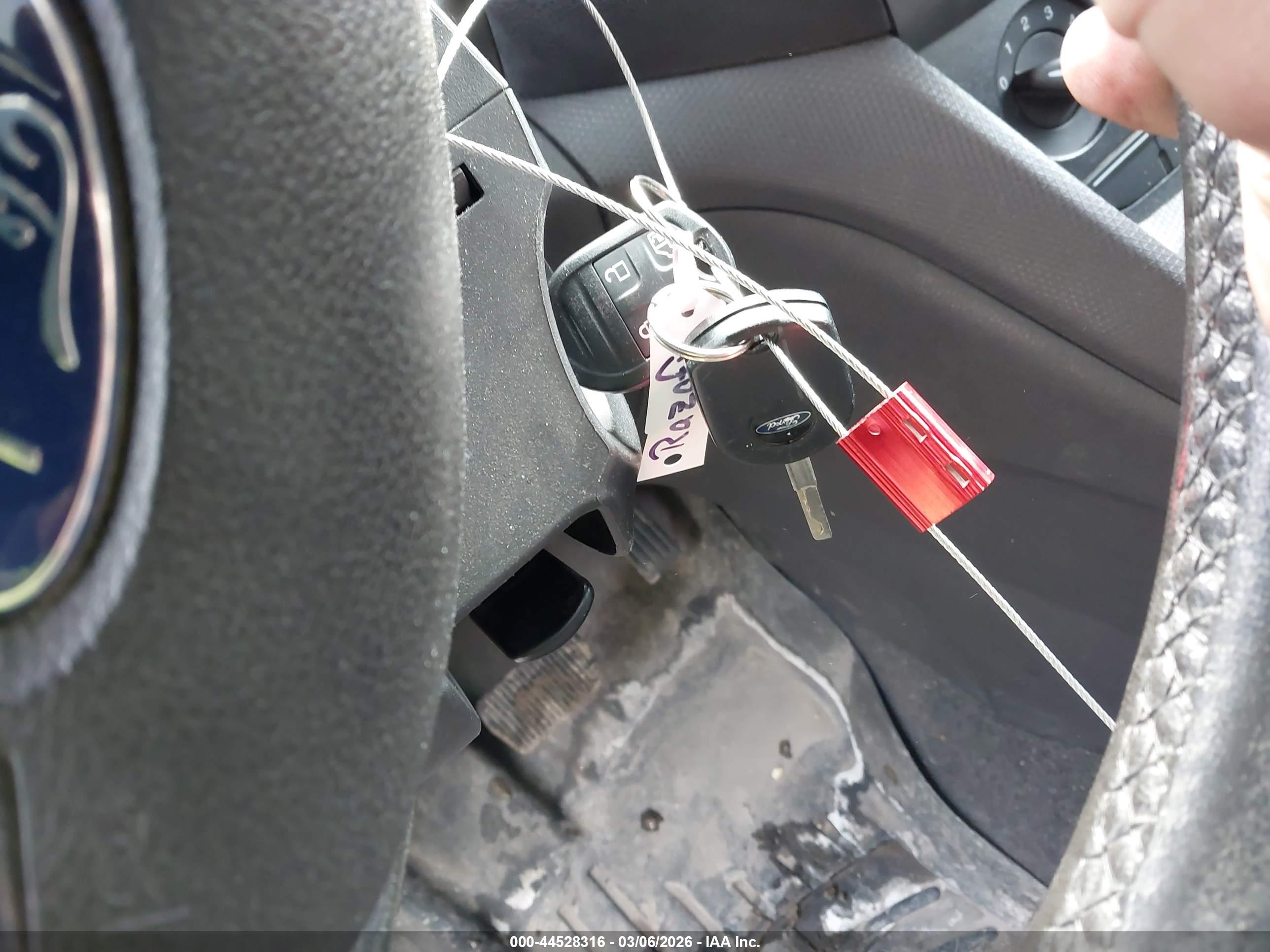 FORD TRANSIT image 11