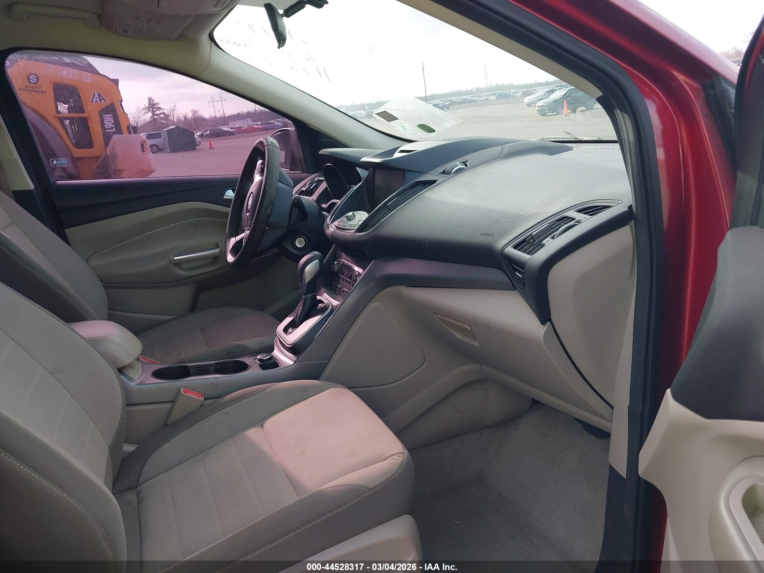 FORD ESCAPE image 5