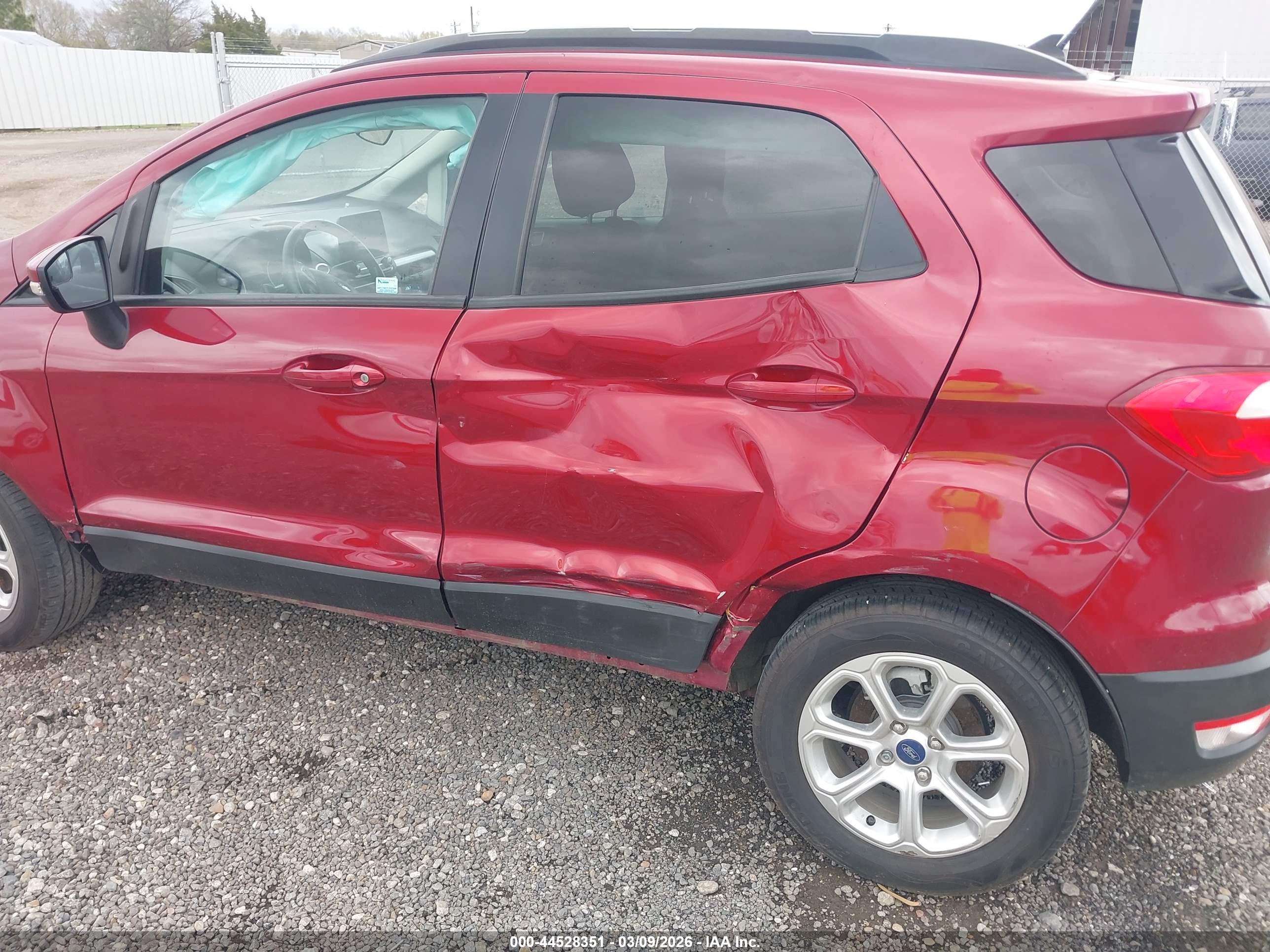 FORD ECOSPORT image 6