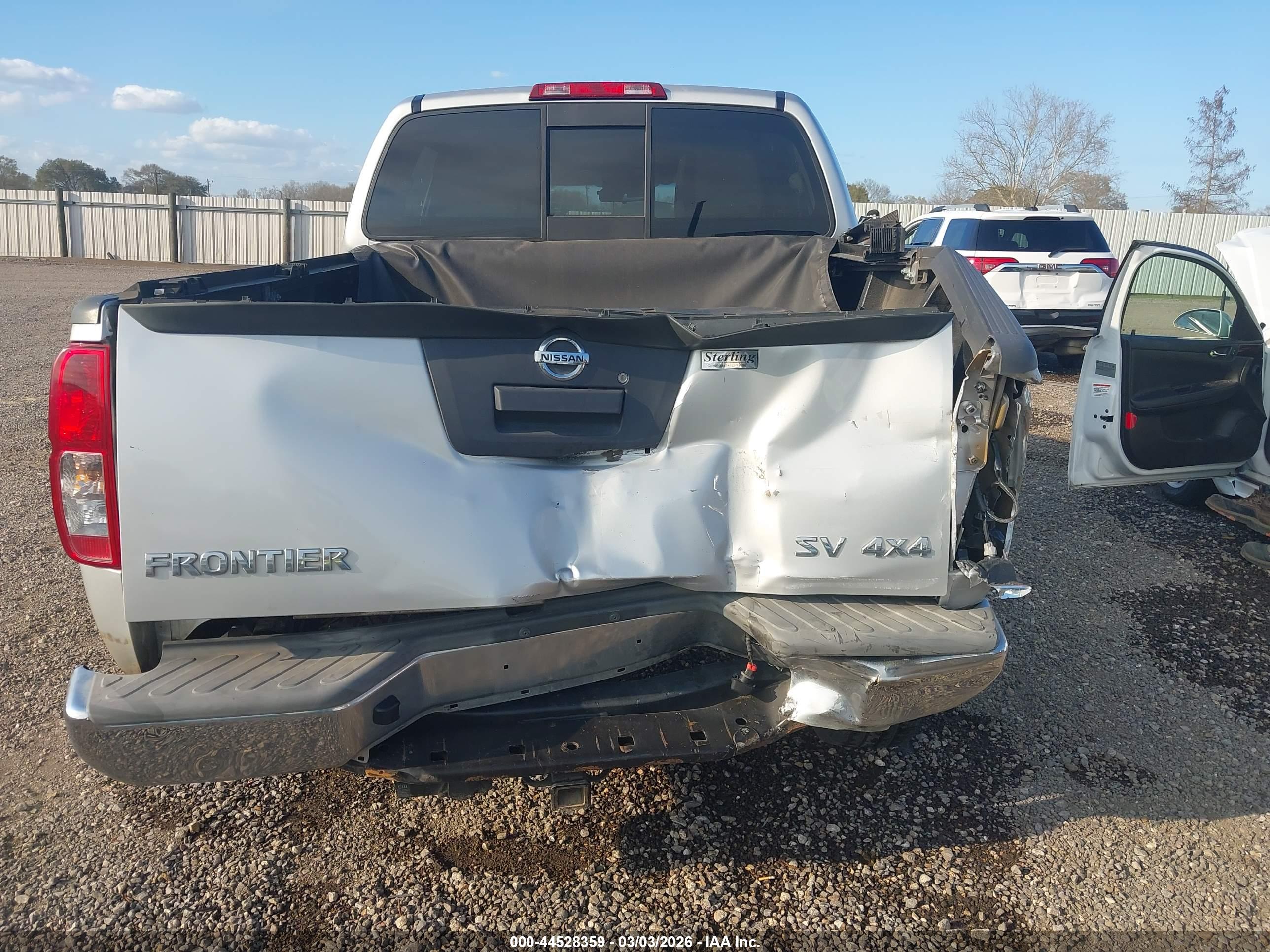 NISSAN FRONTIER image 6