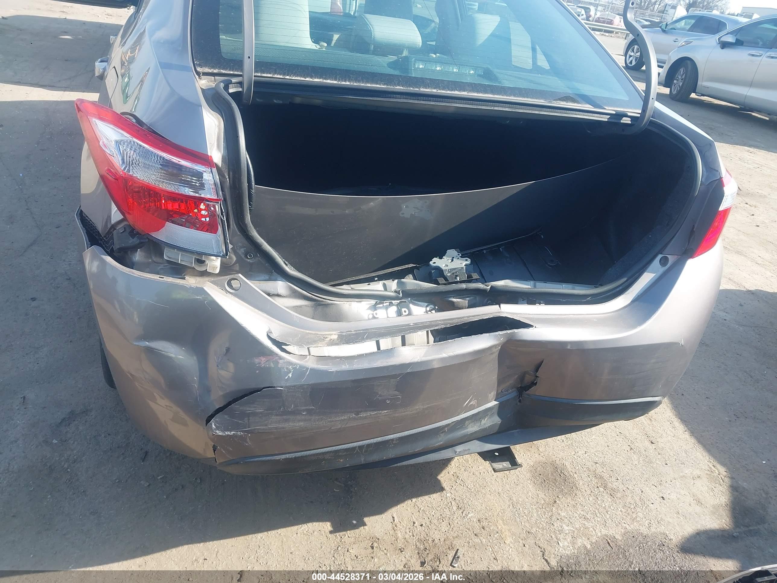 TOYOTA COROLLA image 6