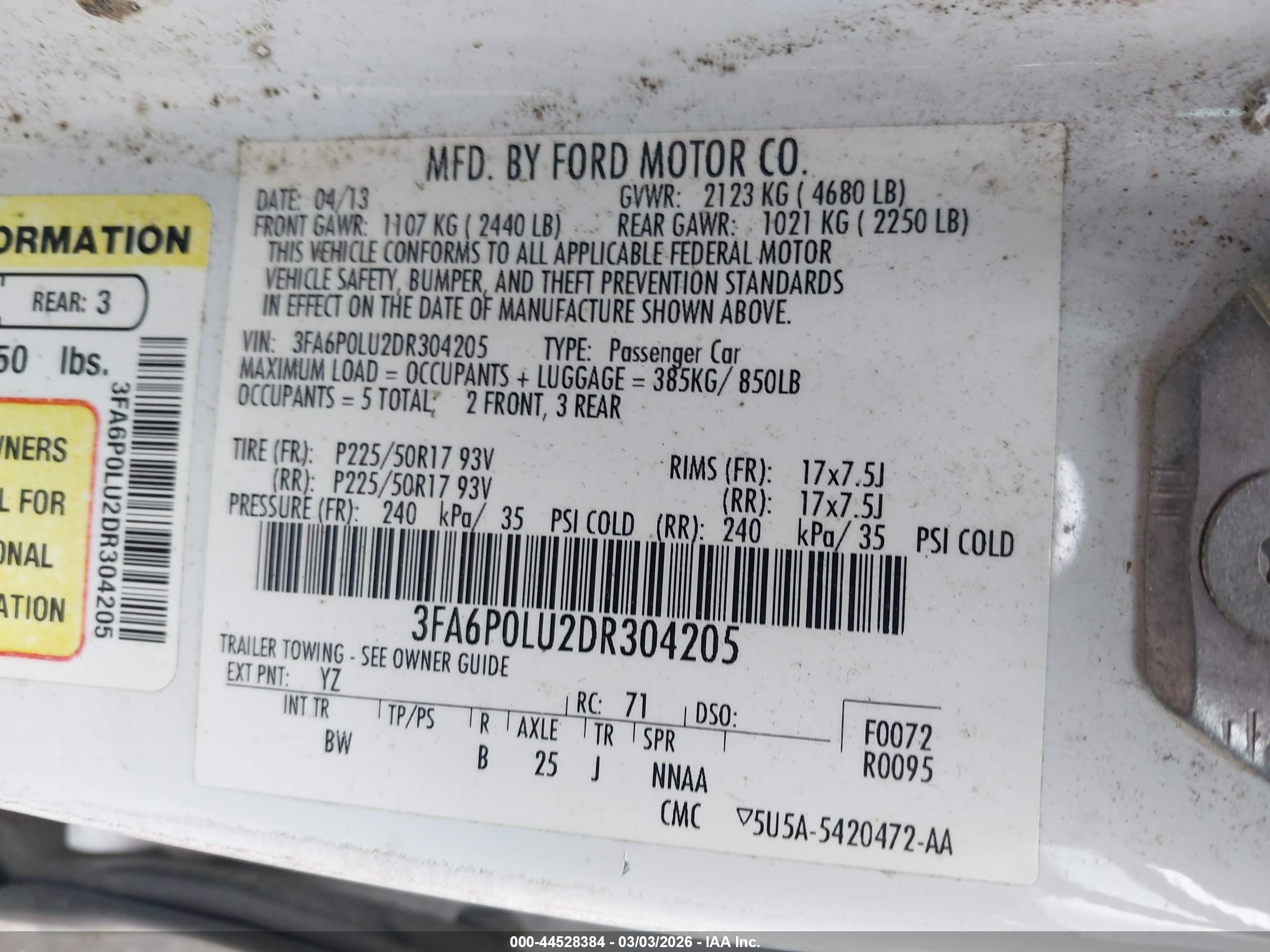 FORD FUSION image 9