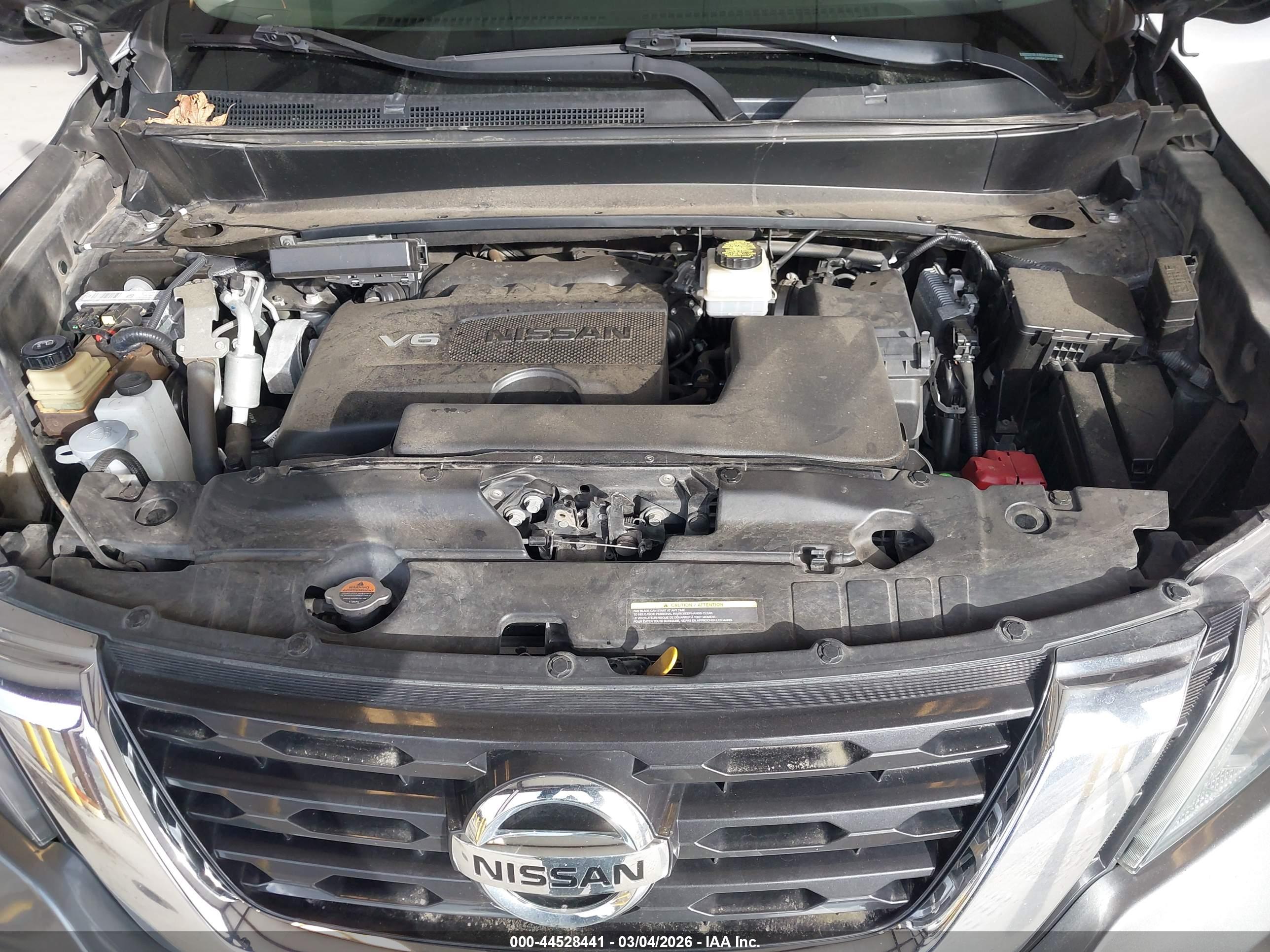 NISSAN PATHFINDER image 10