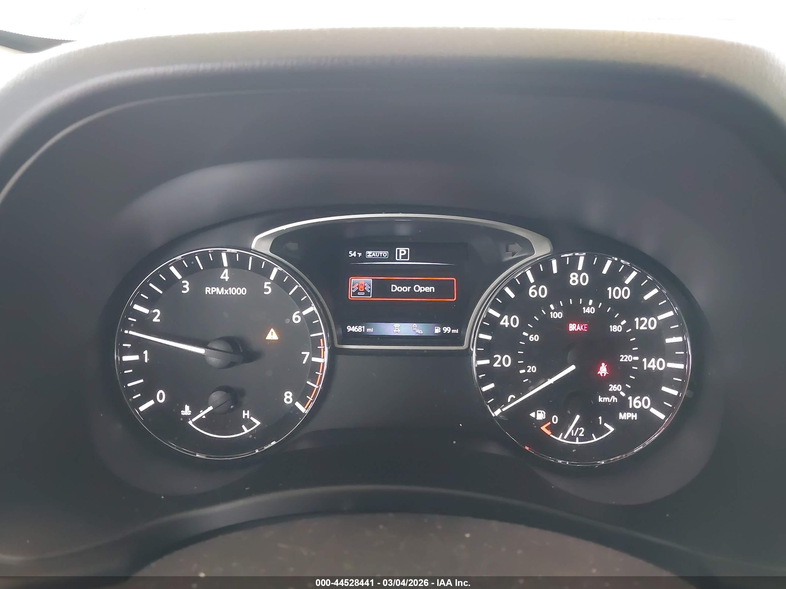 NISSAN PATHFINDER image 7