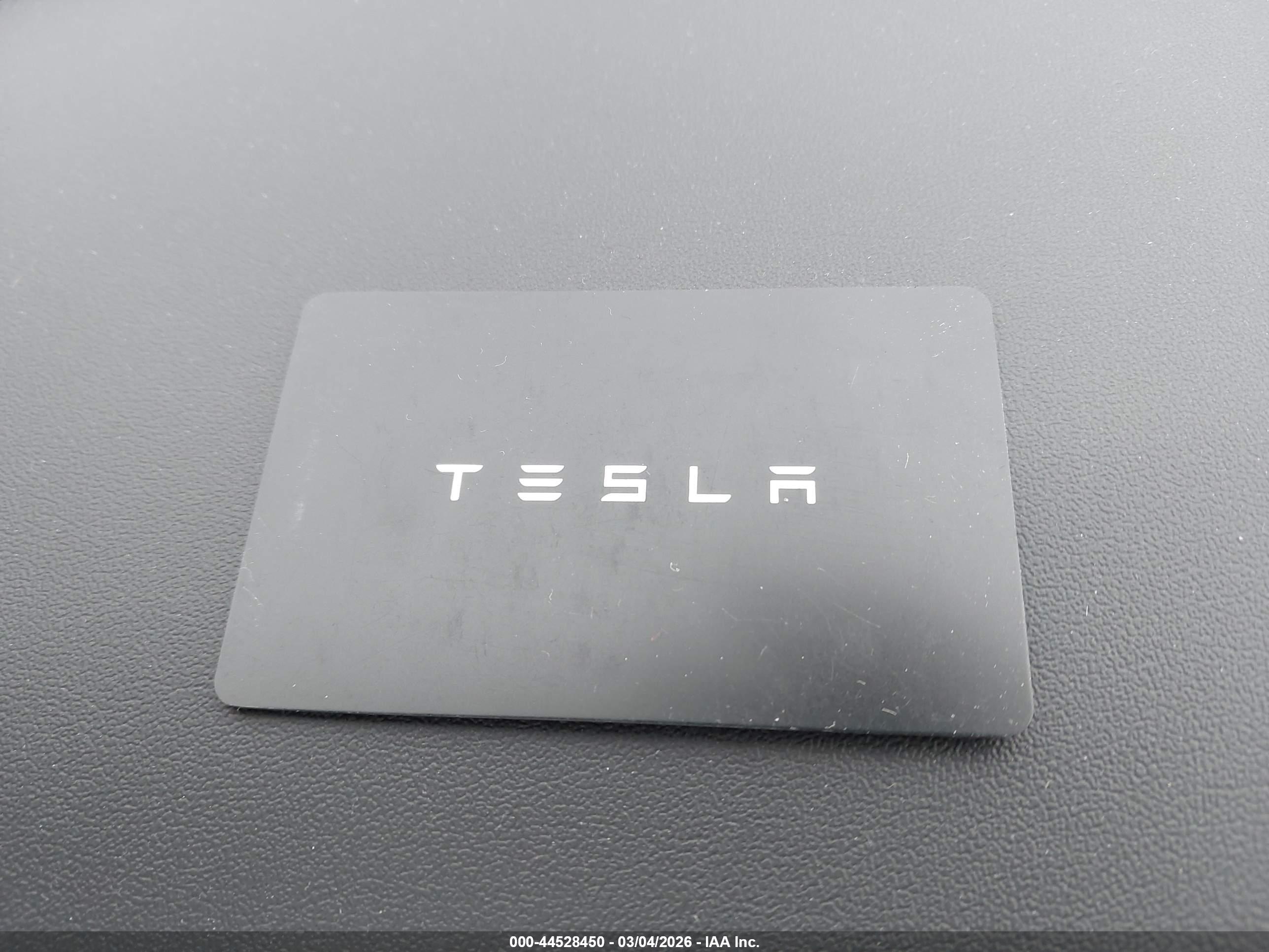 TESLA MODEL image 11