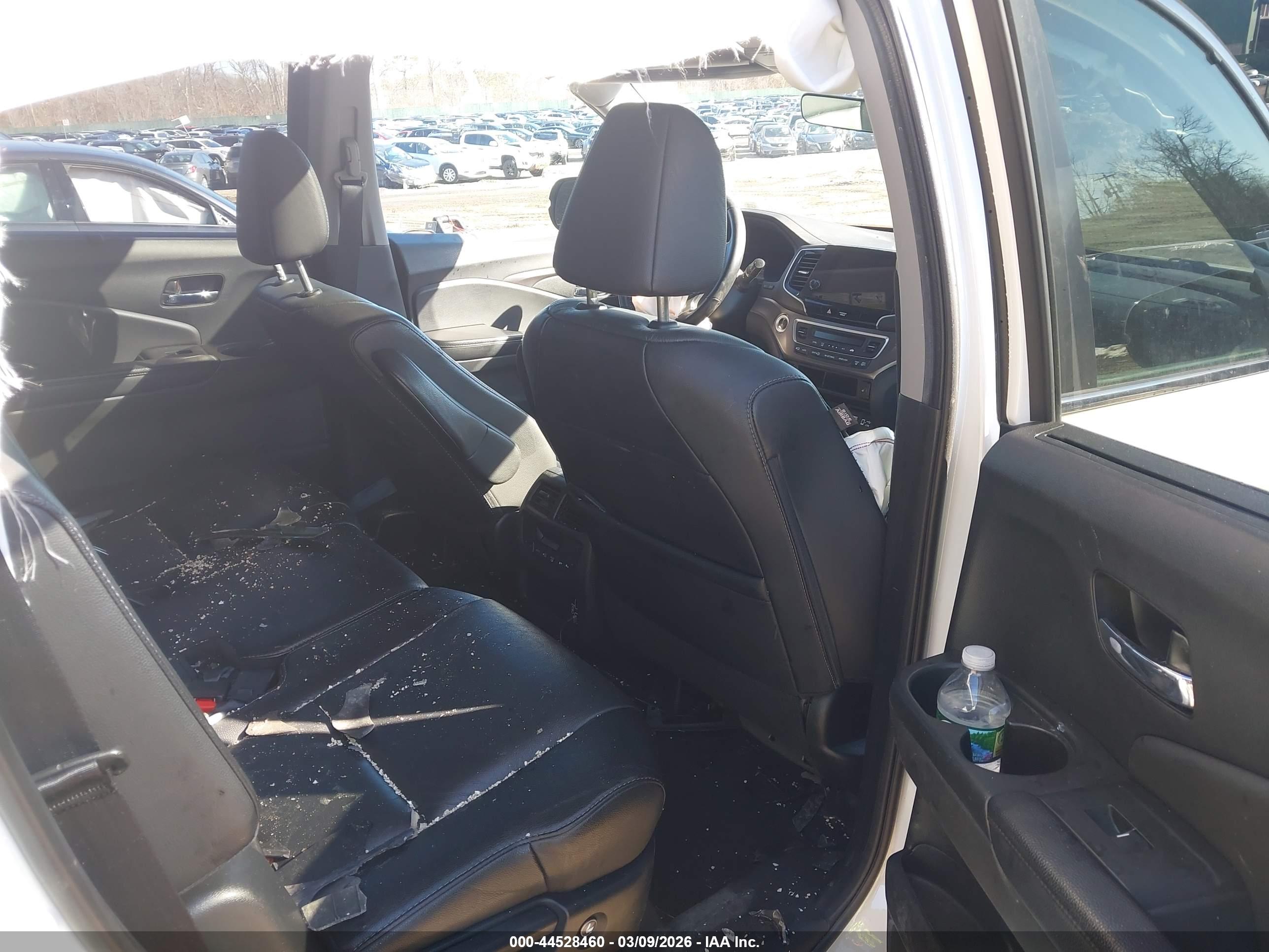 HONDA PILOT image 8